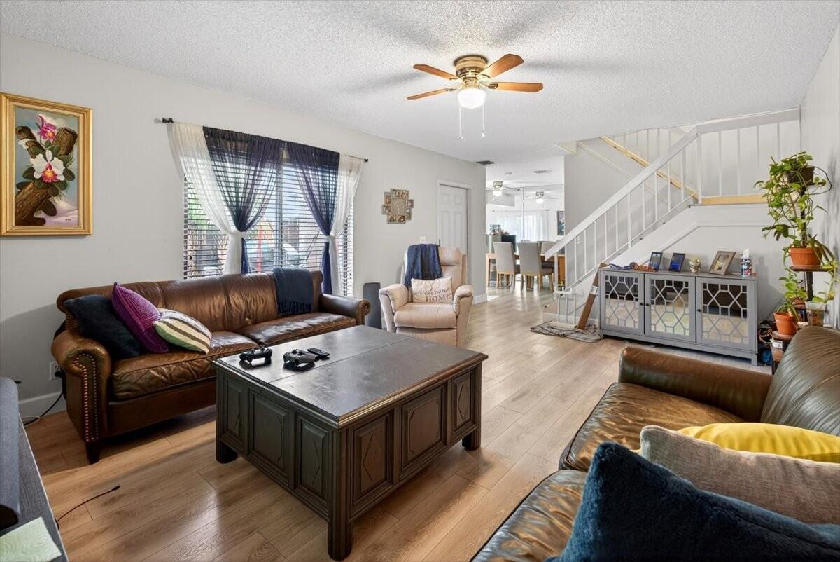 SEVEN SPRINGS 1 - Residential