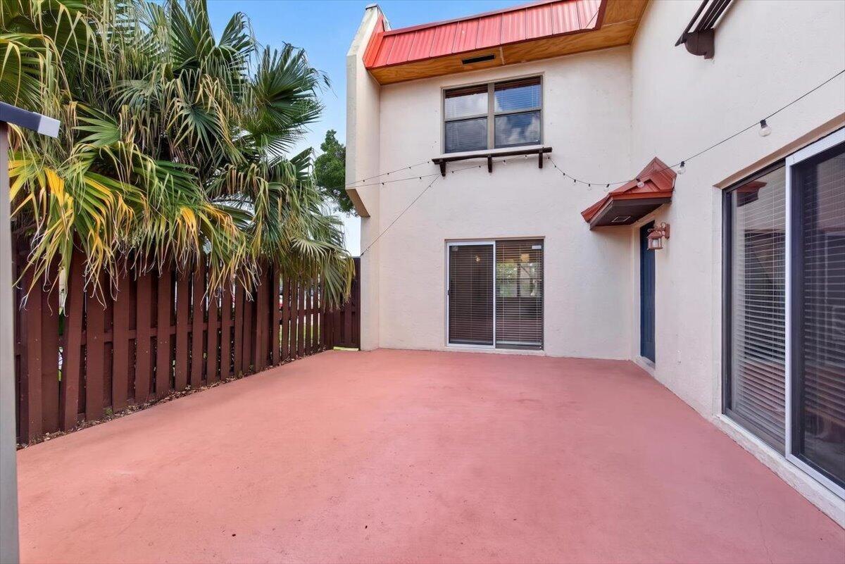 SEVEN SPRINGS 1 - Residential