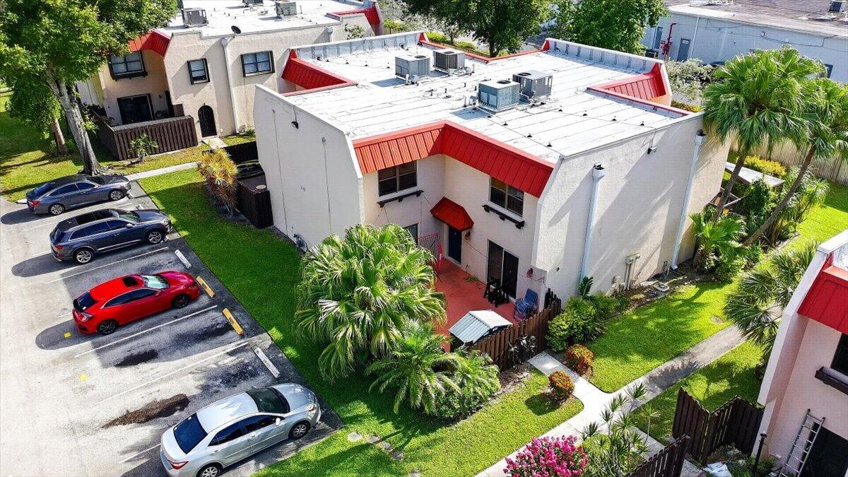 SEVEN SPRINGS 1 - Residential