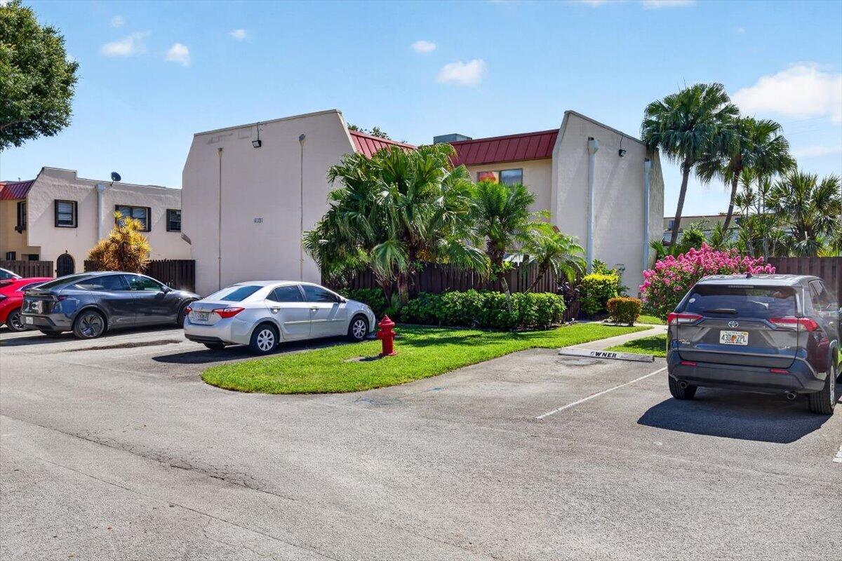 SEVEN SPRINGS 1 - Residential
