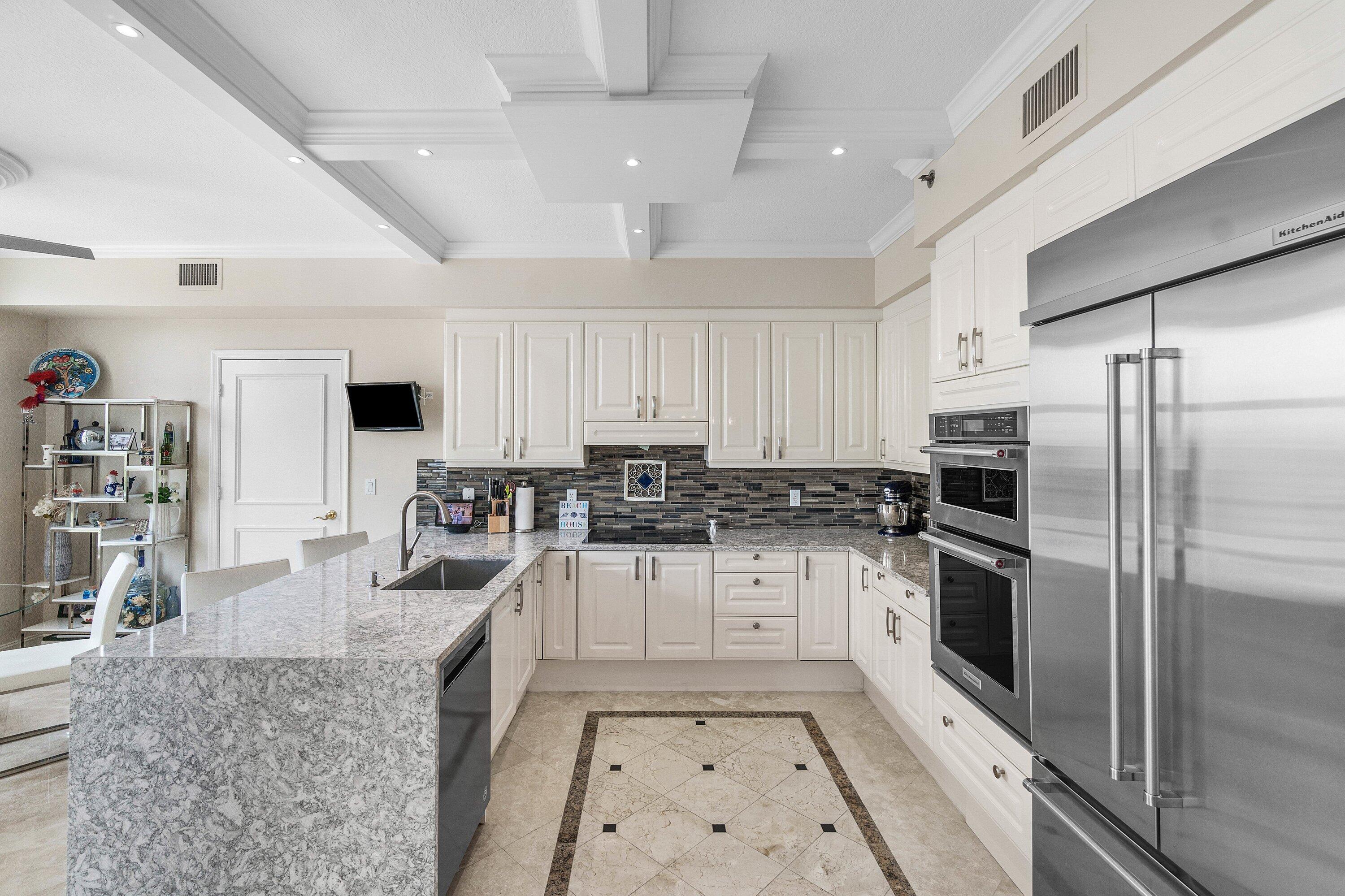 TOSCANA WEST CONDO - Residential