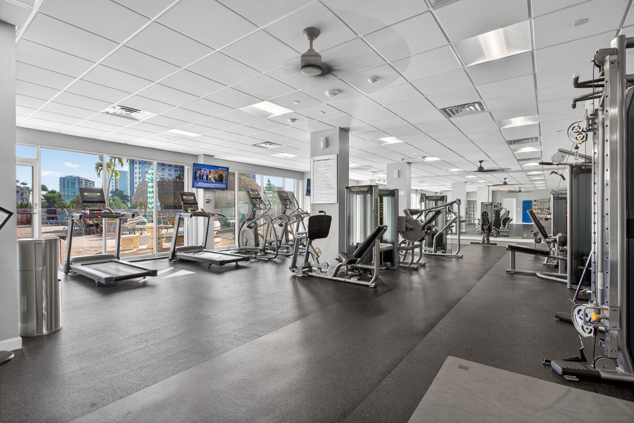 PARLIAMENT HOUSE CONDO - Residential Lease