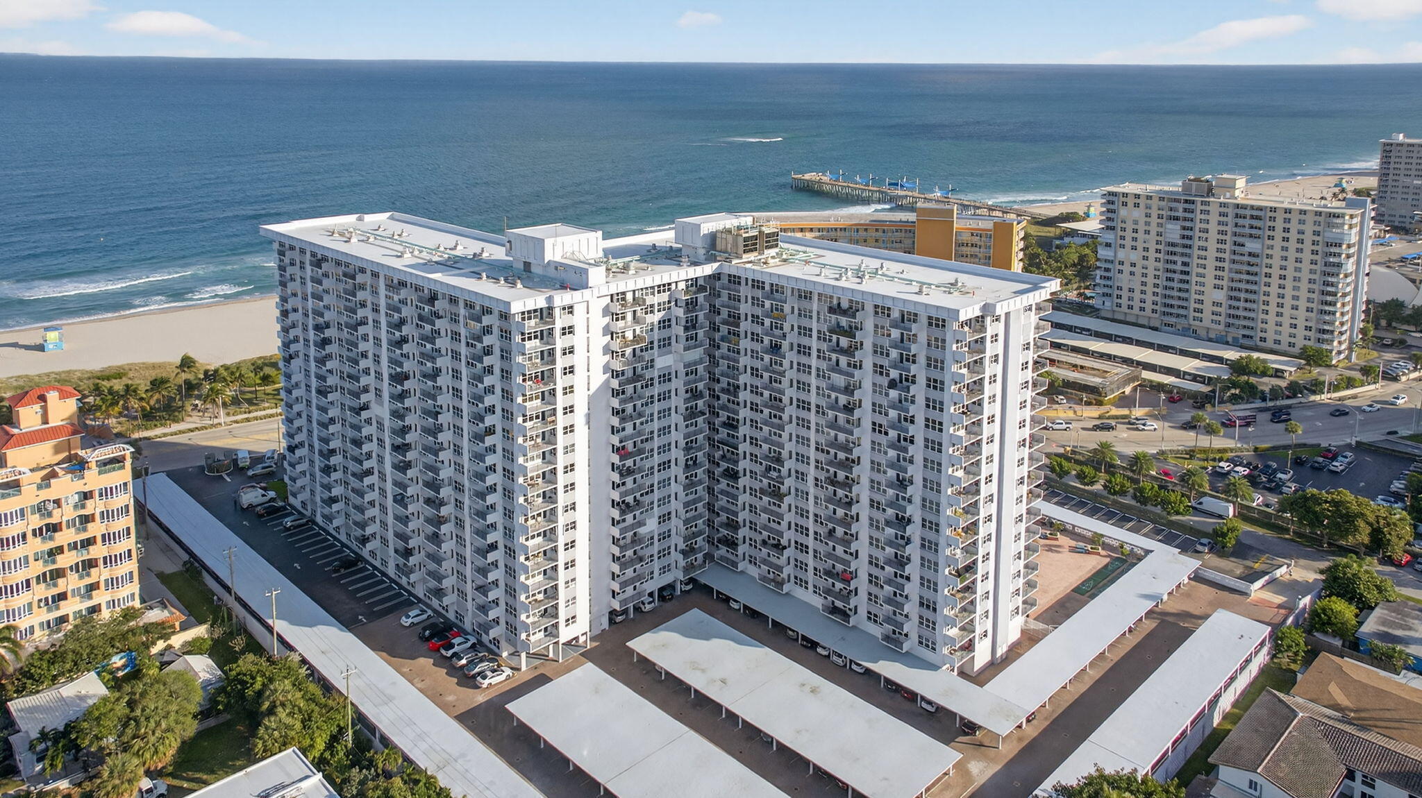 PARLIAMENT HOUSE CONDO - Residential Lease