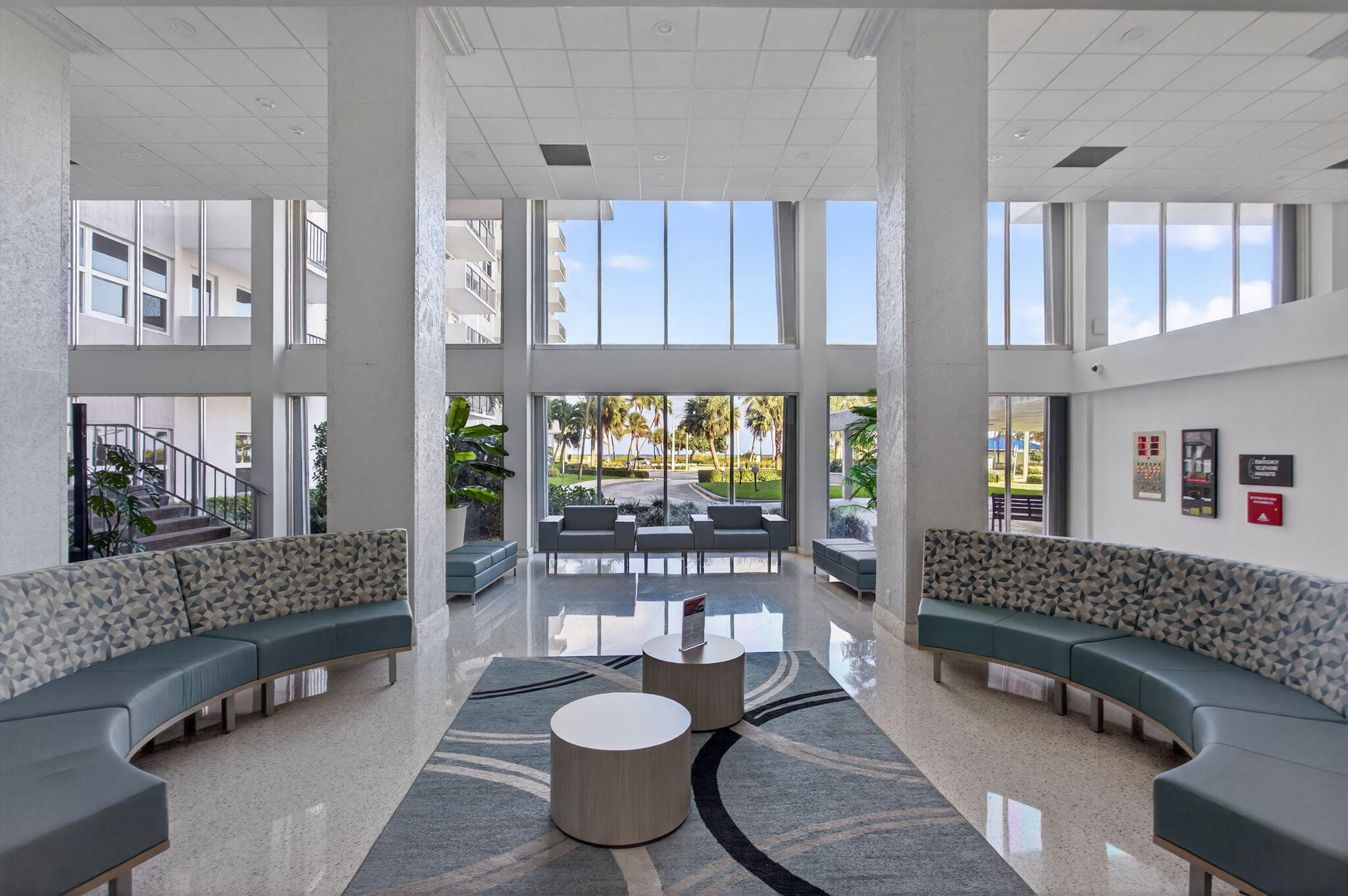 PARLIAMENT HOUSE CONDO - Residential Lease
