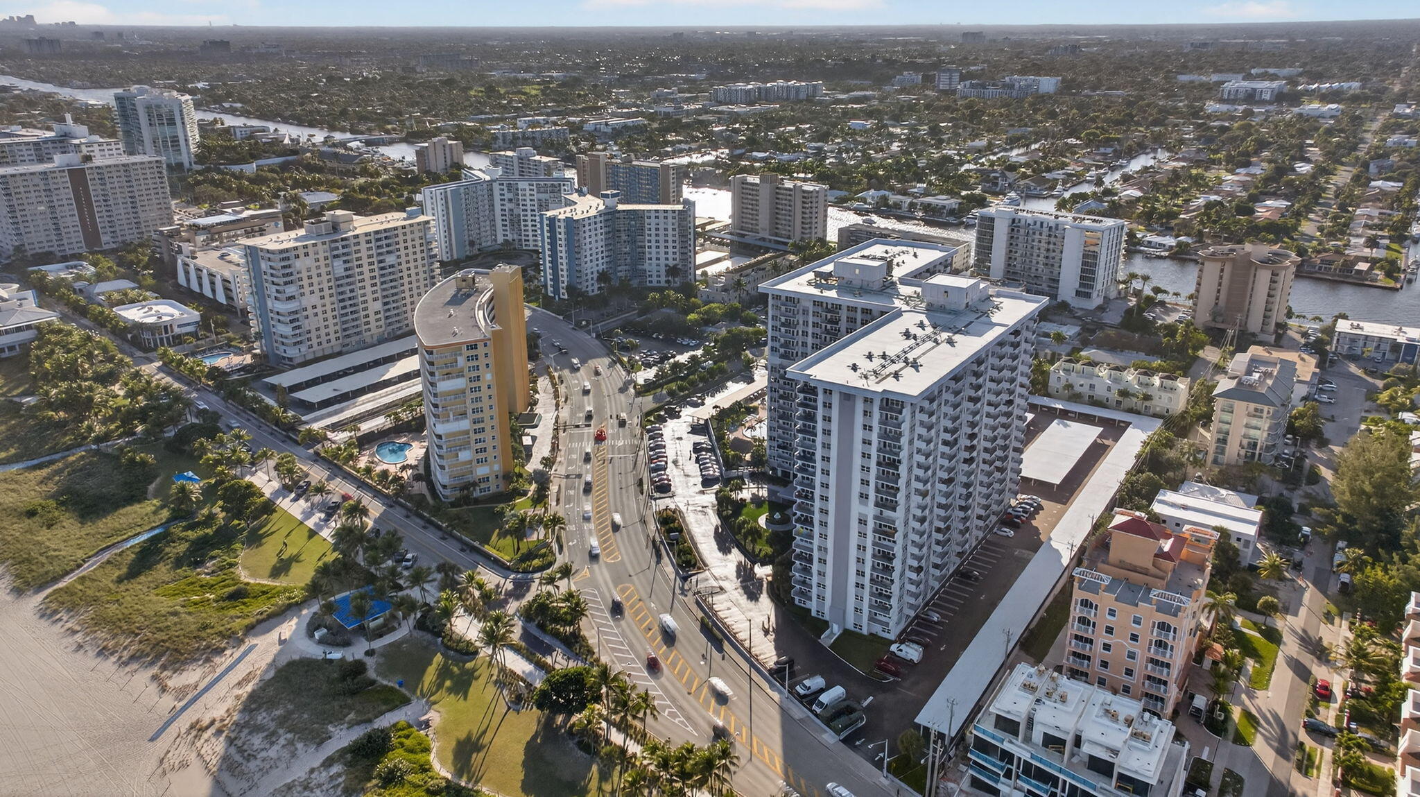 PARLIAMENT HOUSE CONDO - Residential Lease