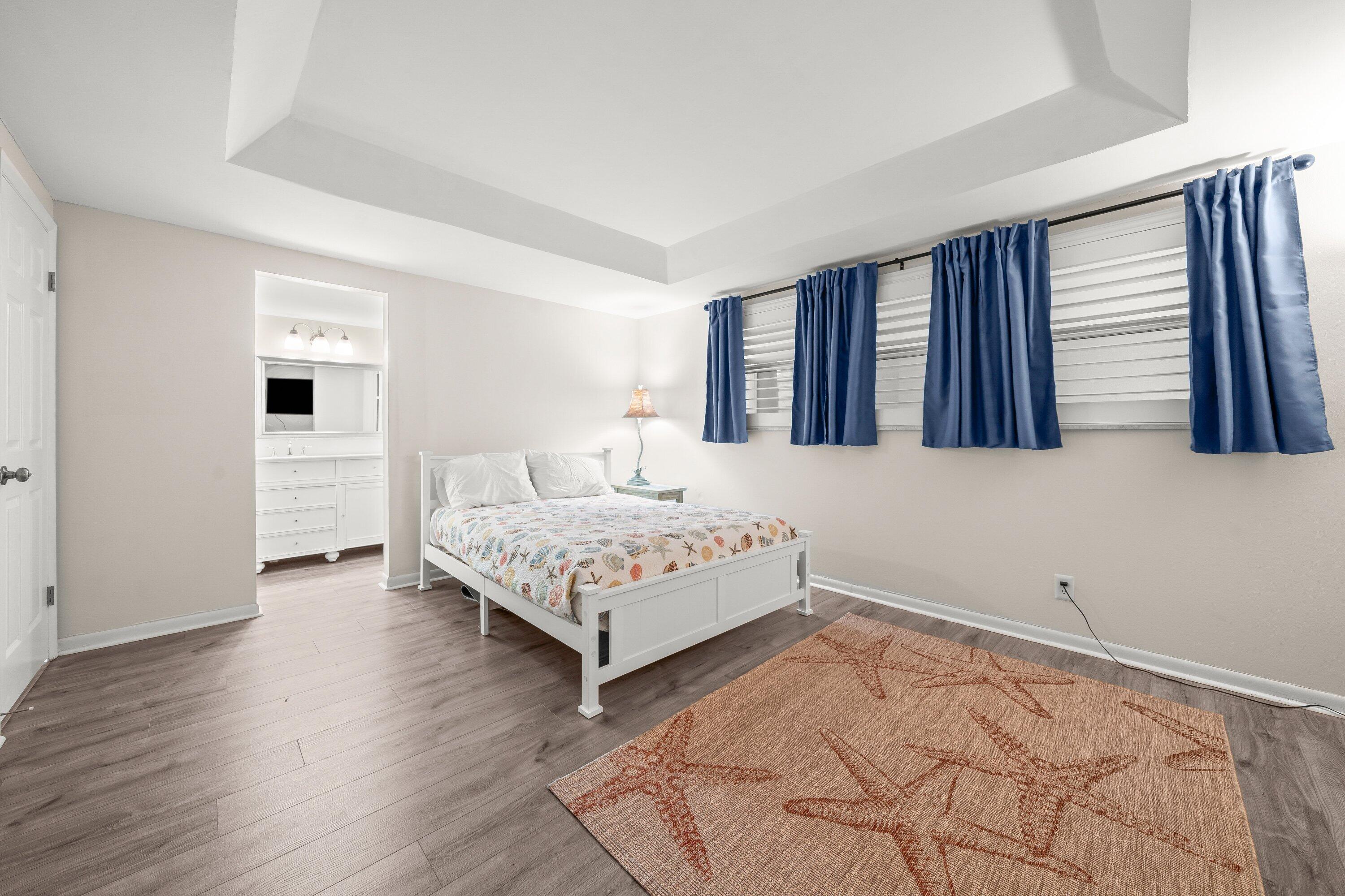 TROPIC BAY CONDO - Residential