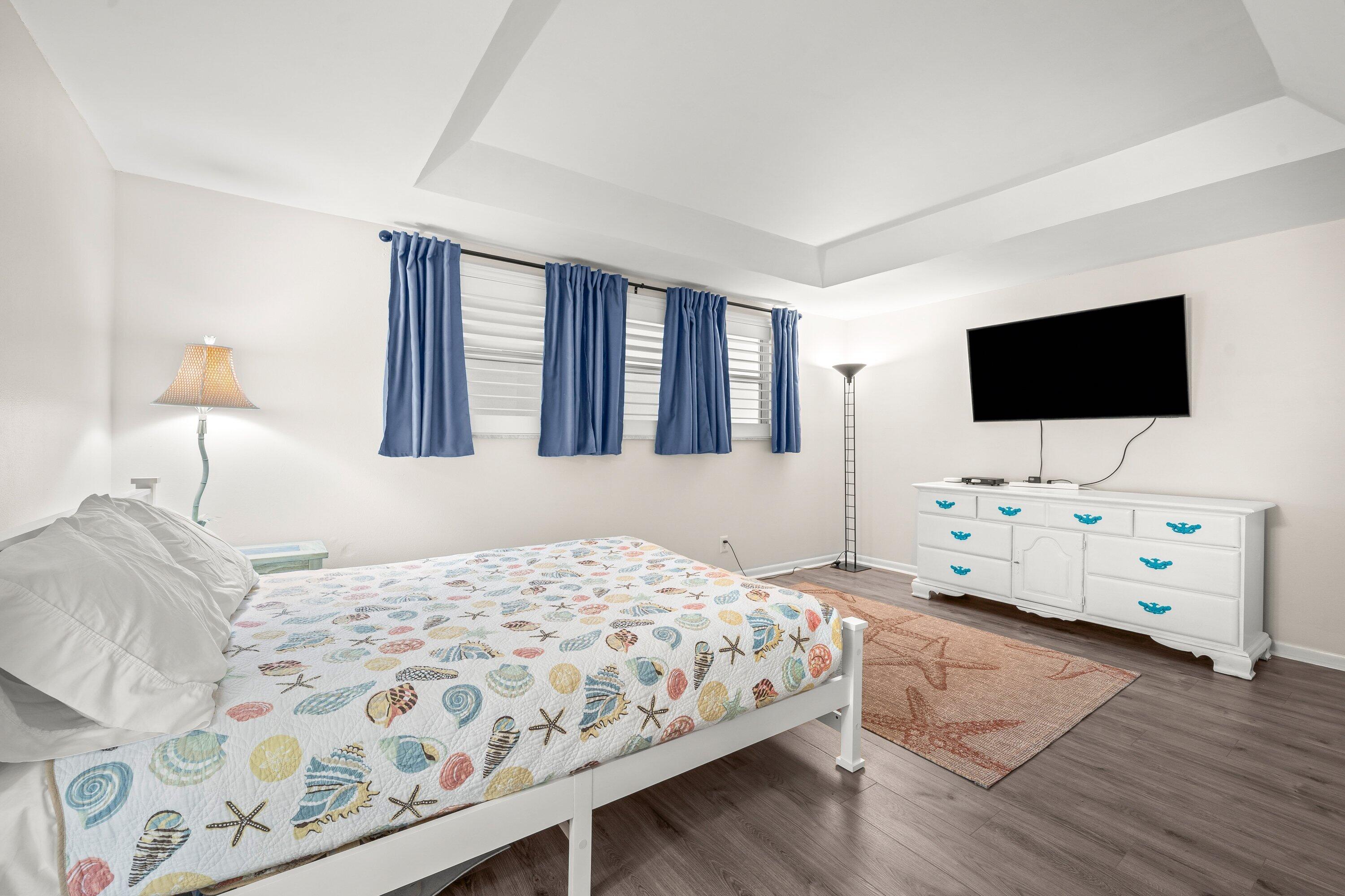 TROPIC BAY CONDO - Residential