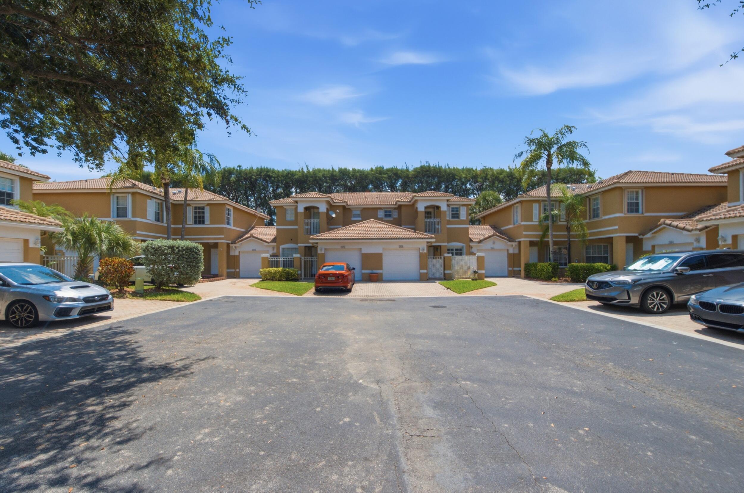 WATERFORD CROSSINGS - Residential