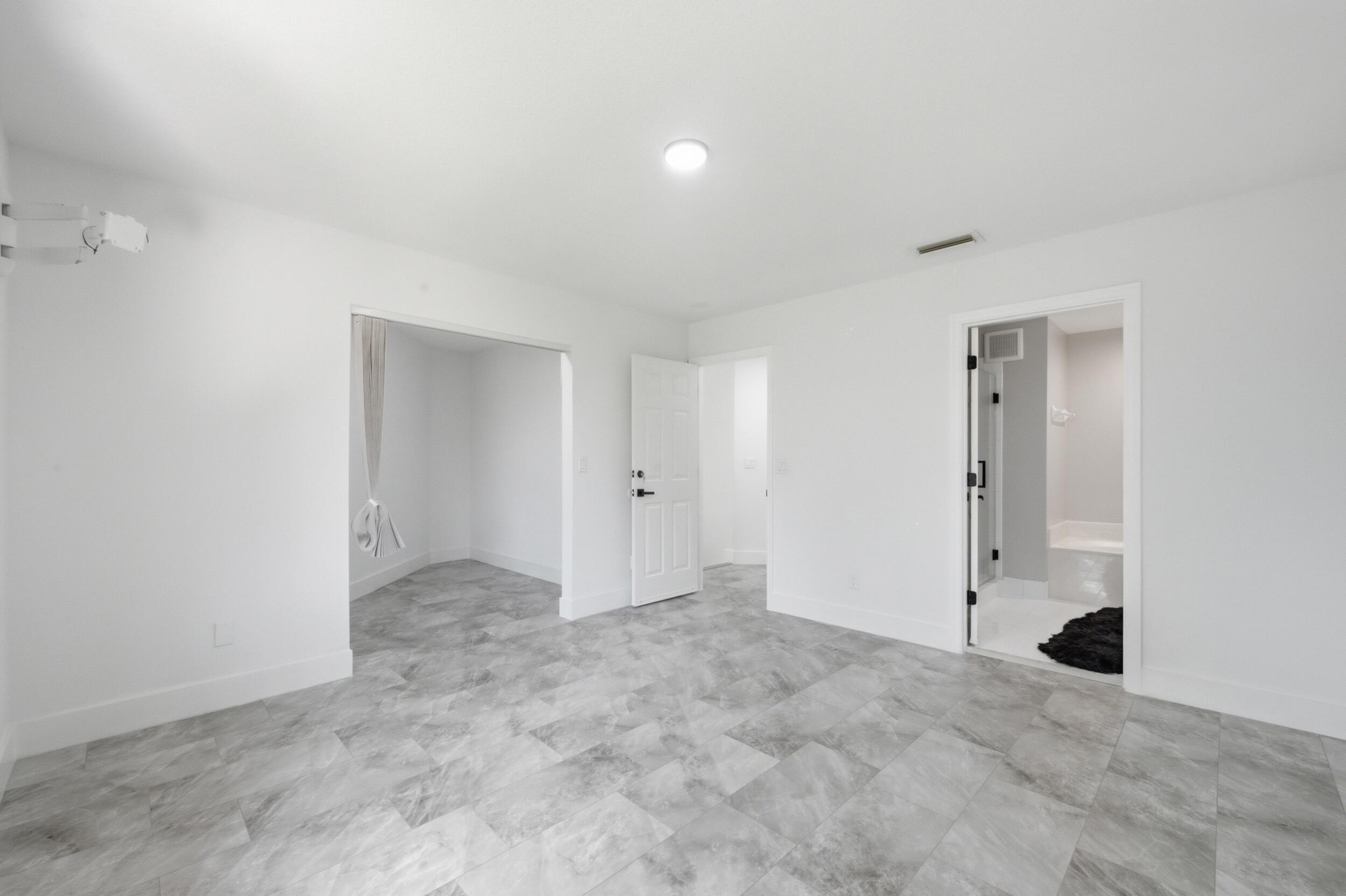 WATERFORD CROSSINGS - Residential