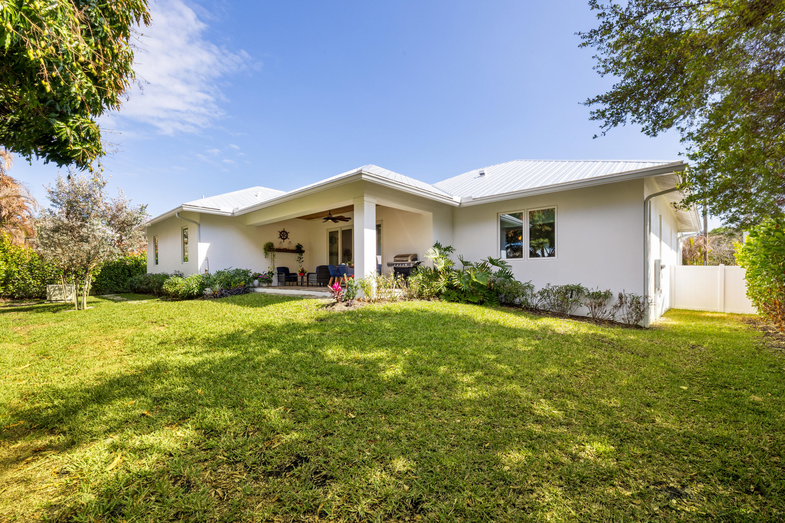 TALL PINES - Residential