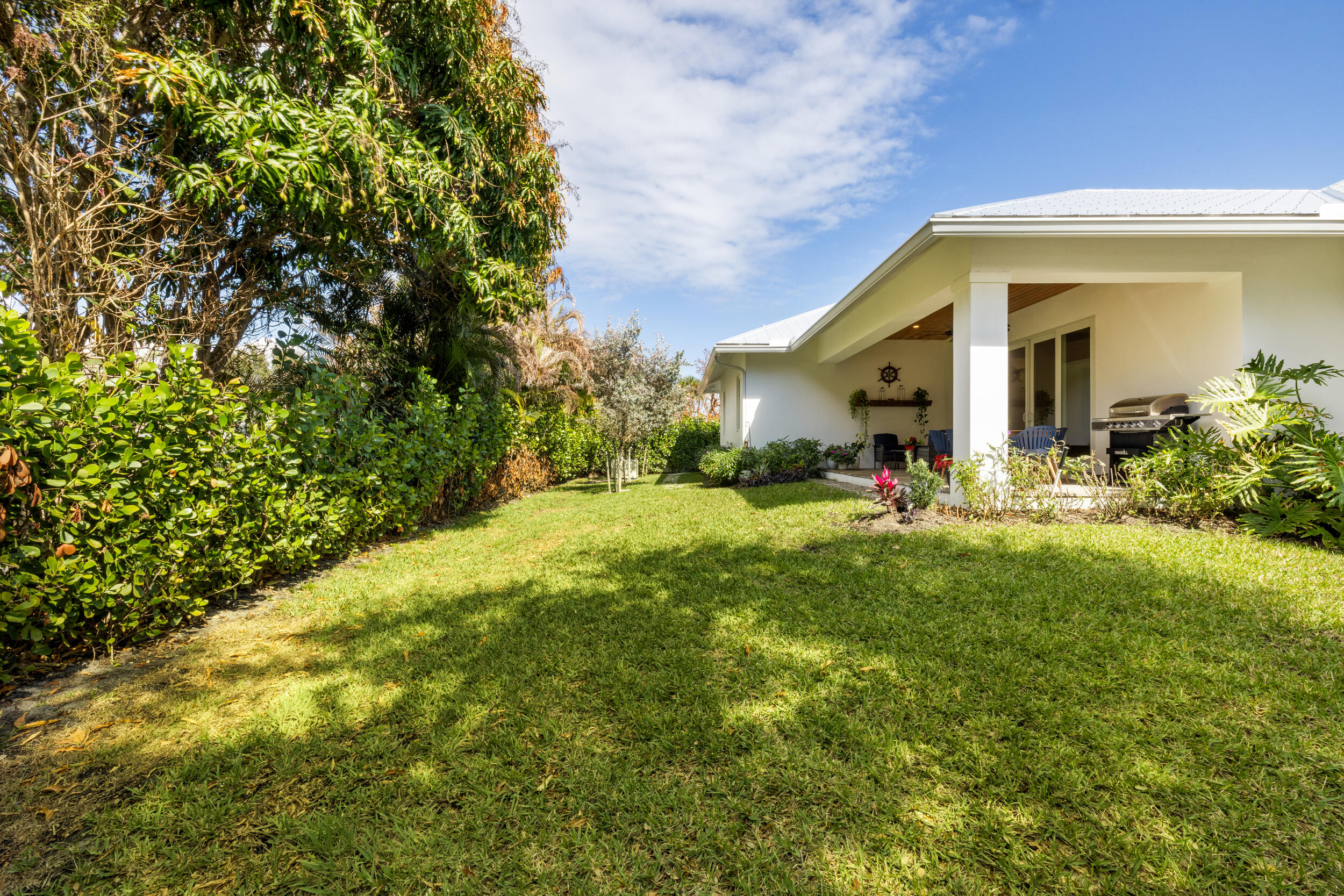 TALL PINES - Residential