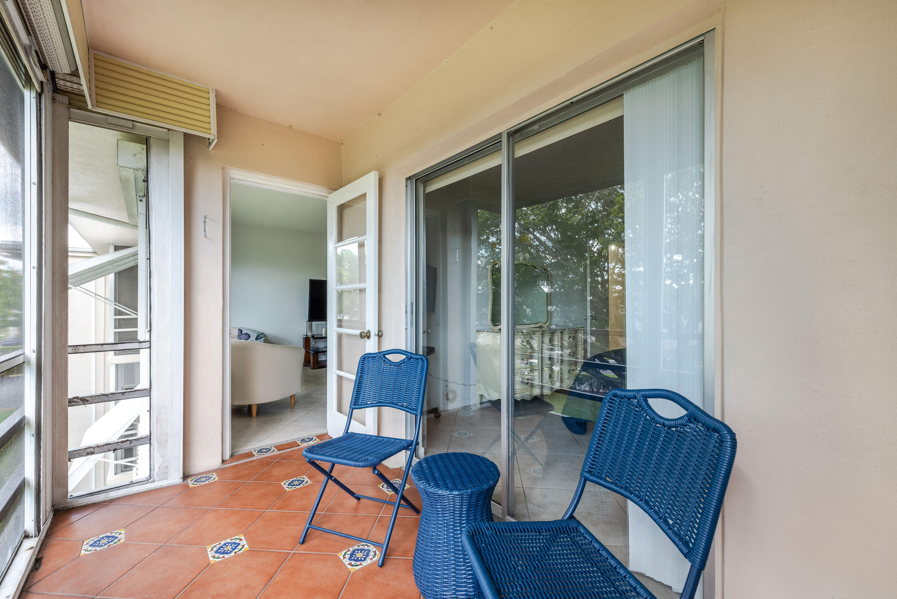 LAKE CLARKE GARDENS CONDO 3 - Residential