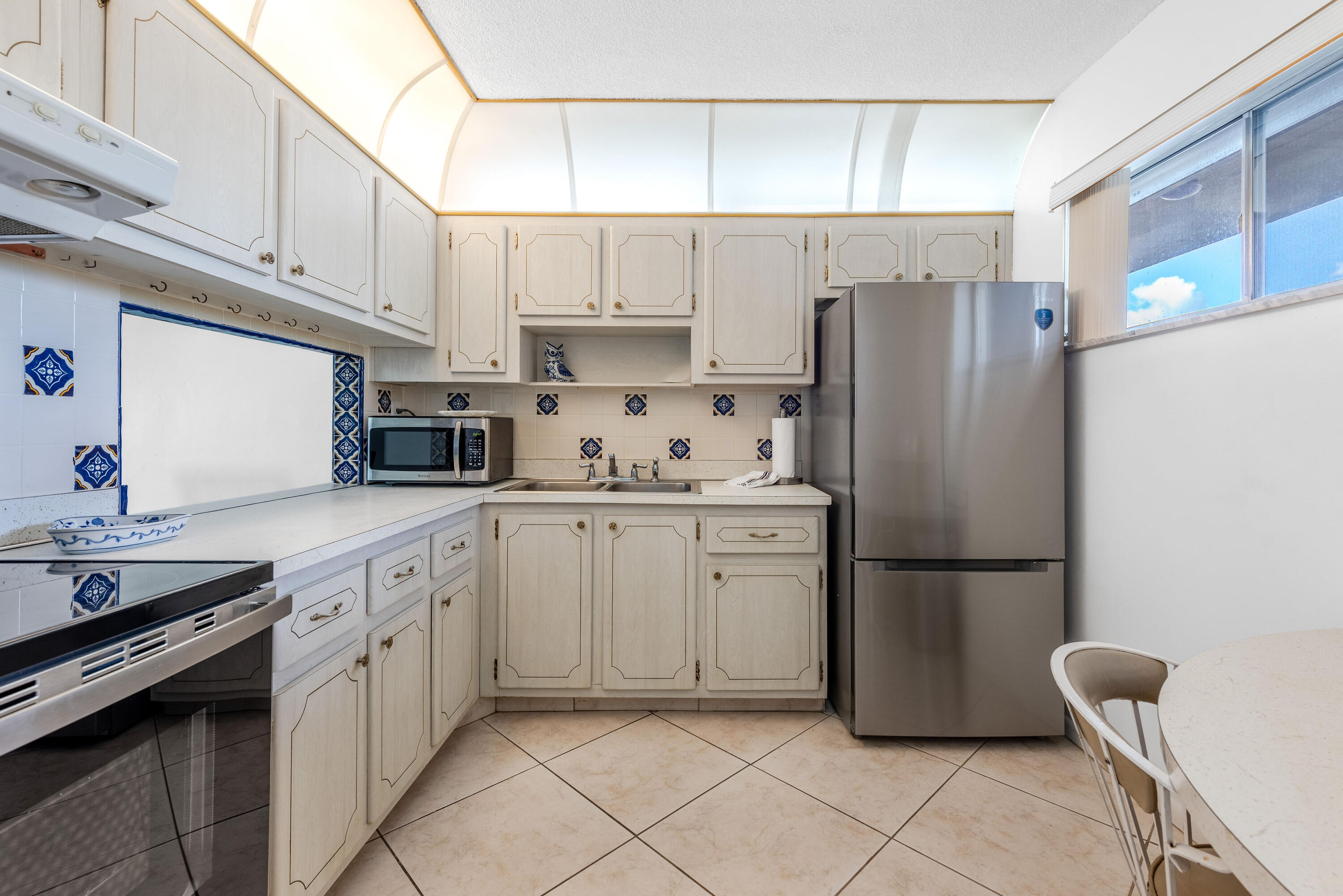 LAKE CLARKE GARDENS CONDO 3 - Residential