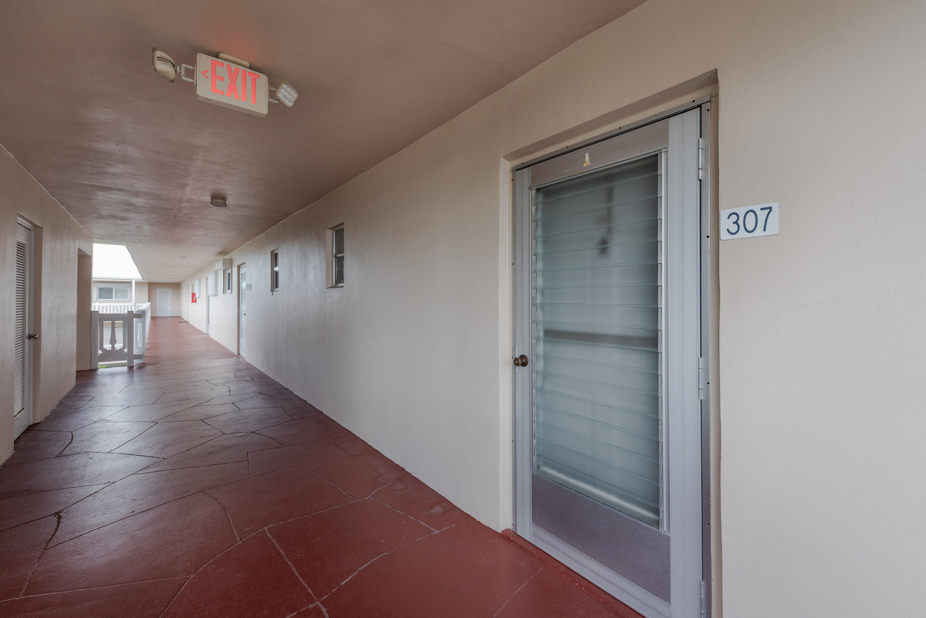 LAKE CLARKE GARDENS CONDO 3 - Residential