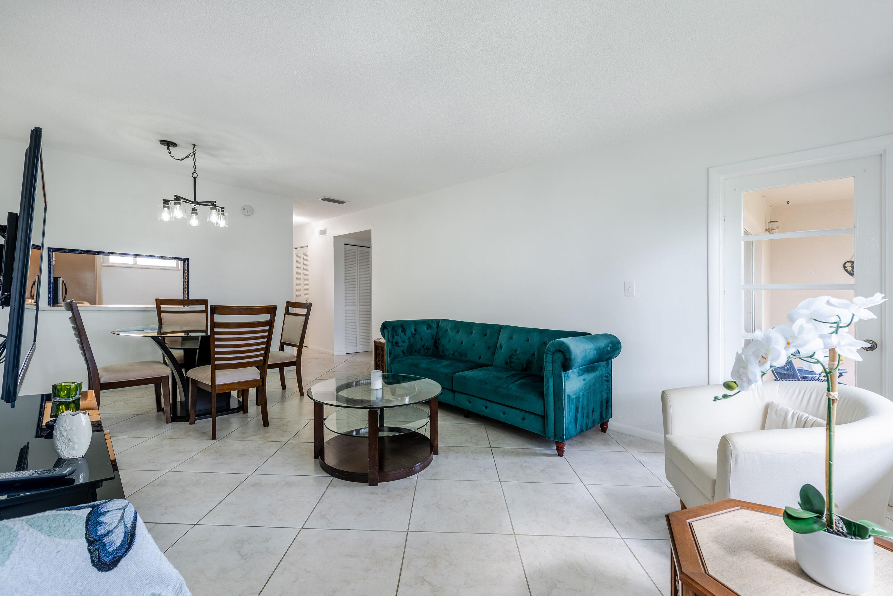 LAKE CLARKE GARDENS CONDO 3 - Residential