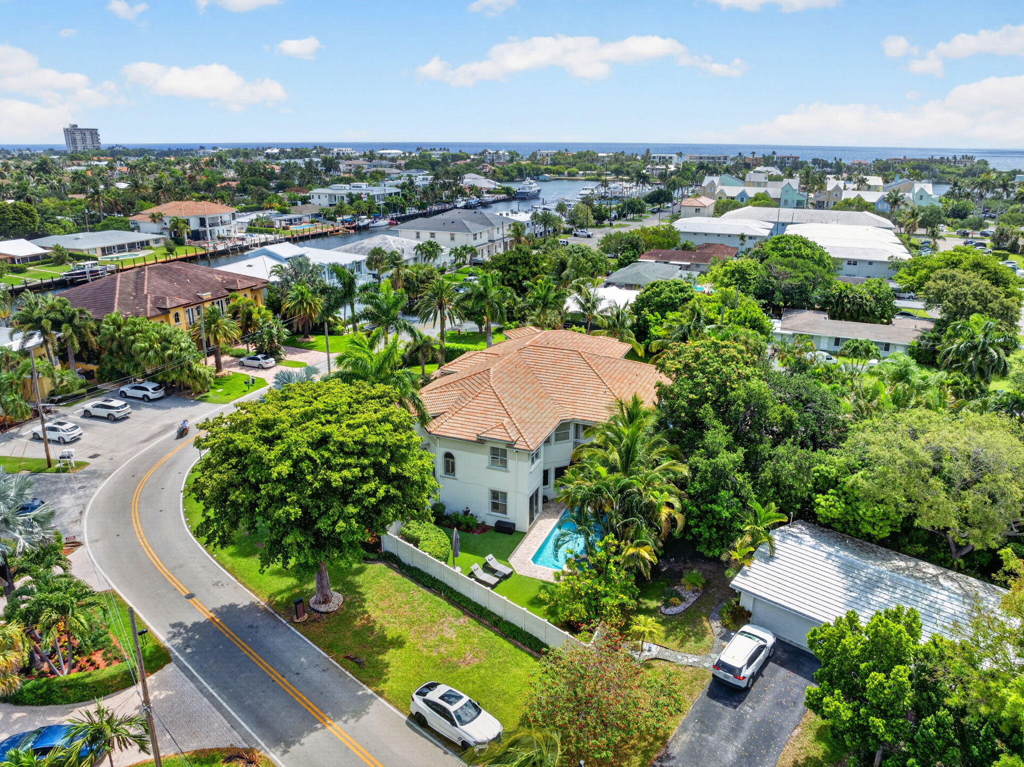 LIGHTHOUSE POINT 3RD SEC - Residential
