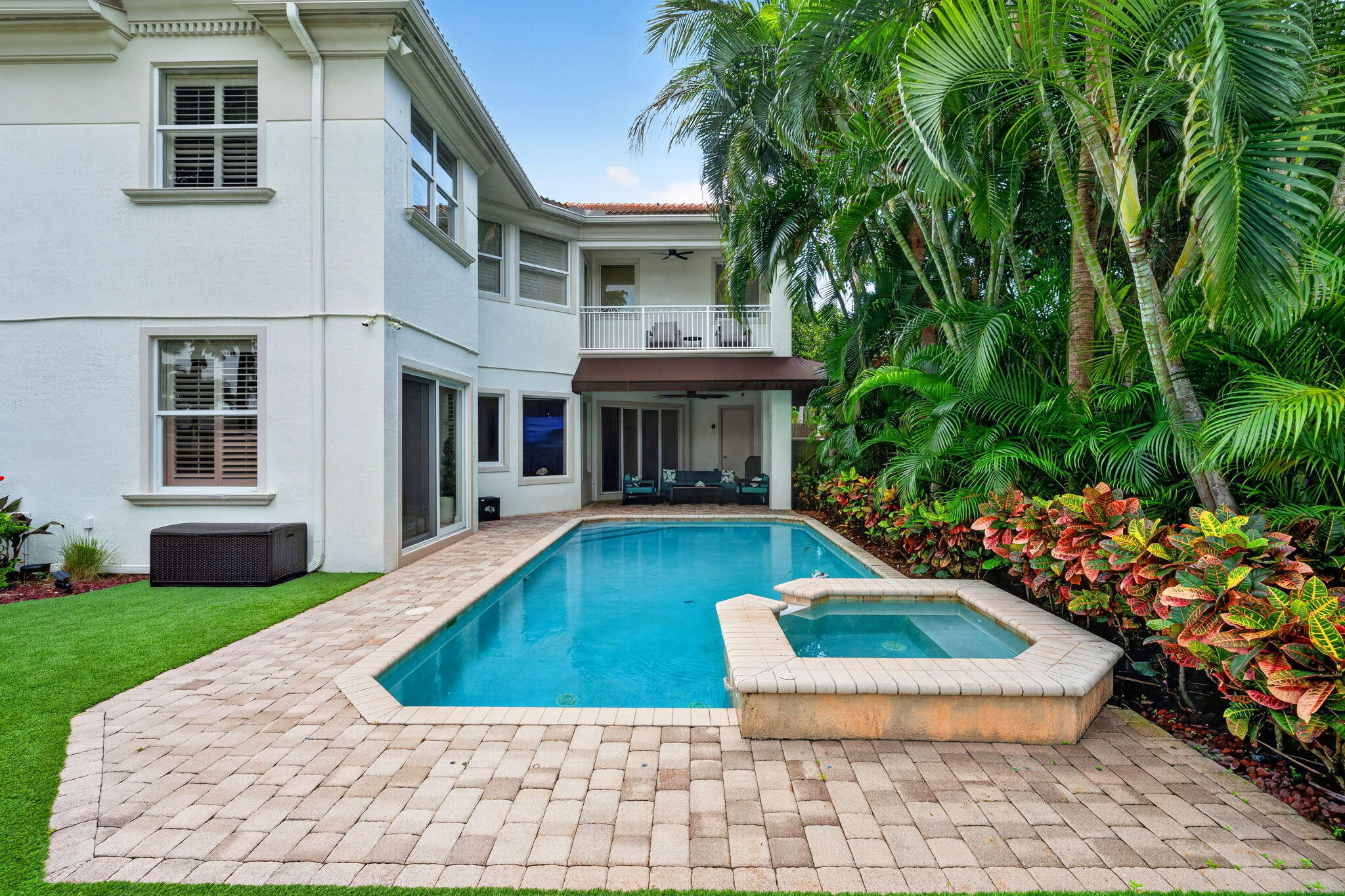 LIGHTHOUSE POINT 3RD SEC - Residential