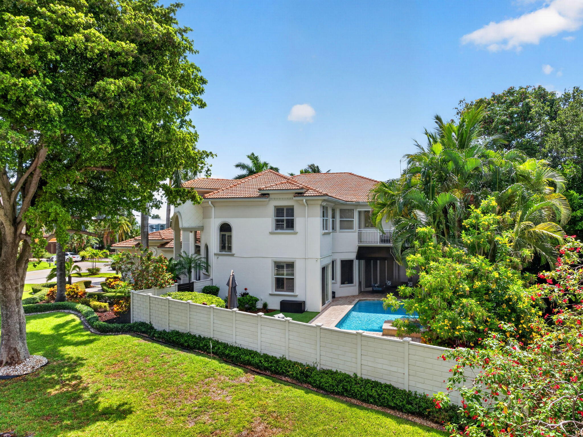LIGHTHOUSE POINT 3RD SEC - Residential