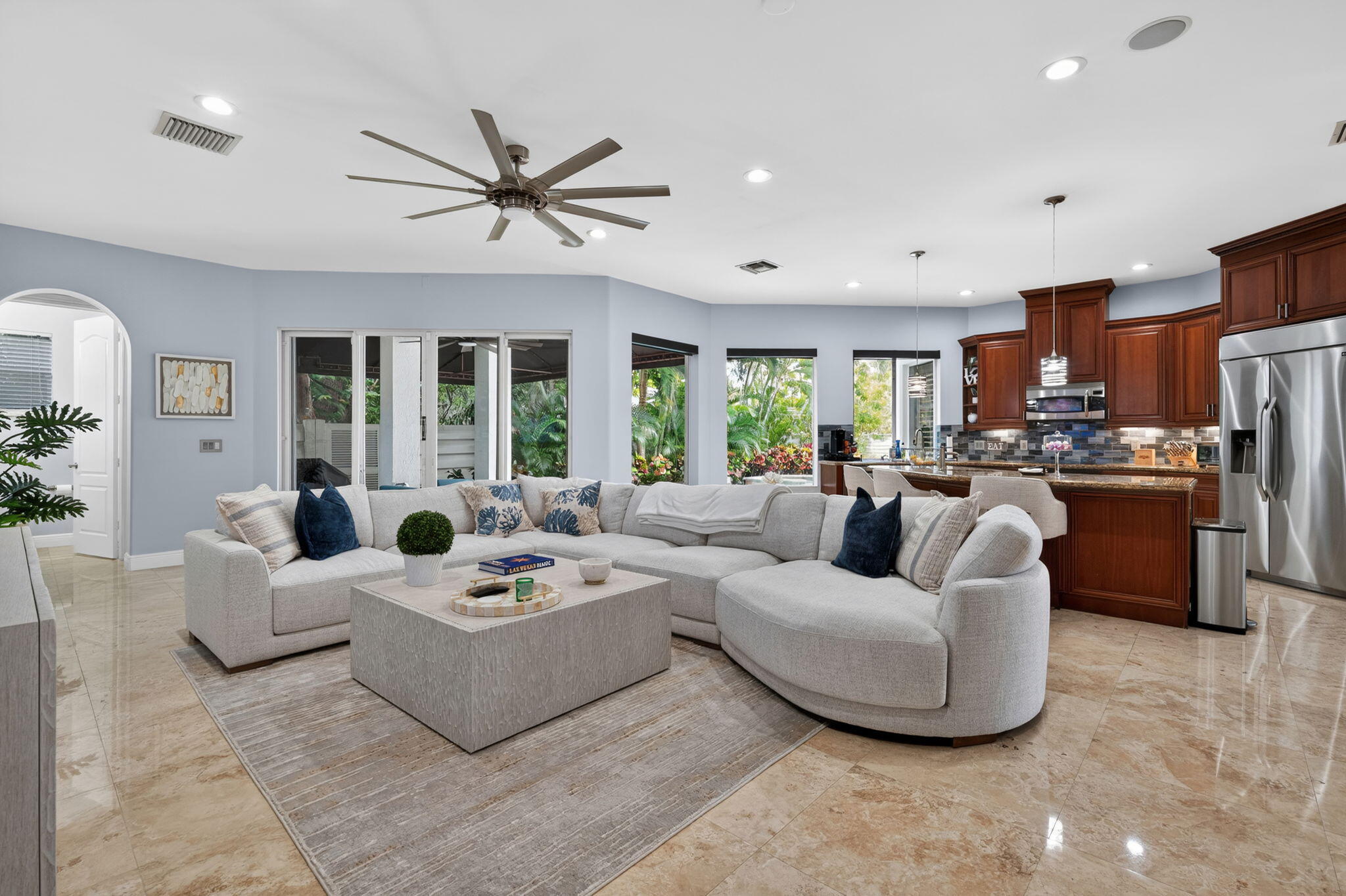 LIGHTHOUSE POINT 3RD SEC - Residential