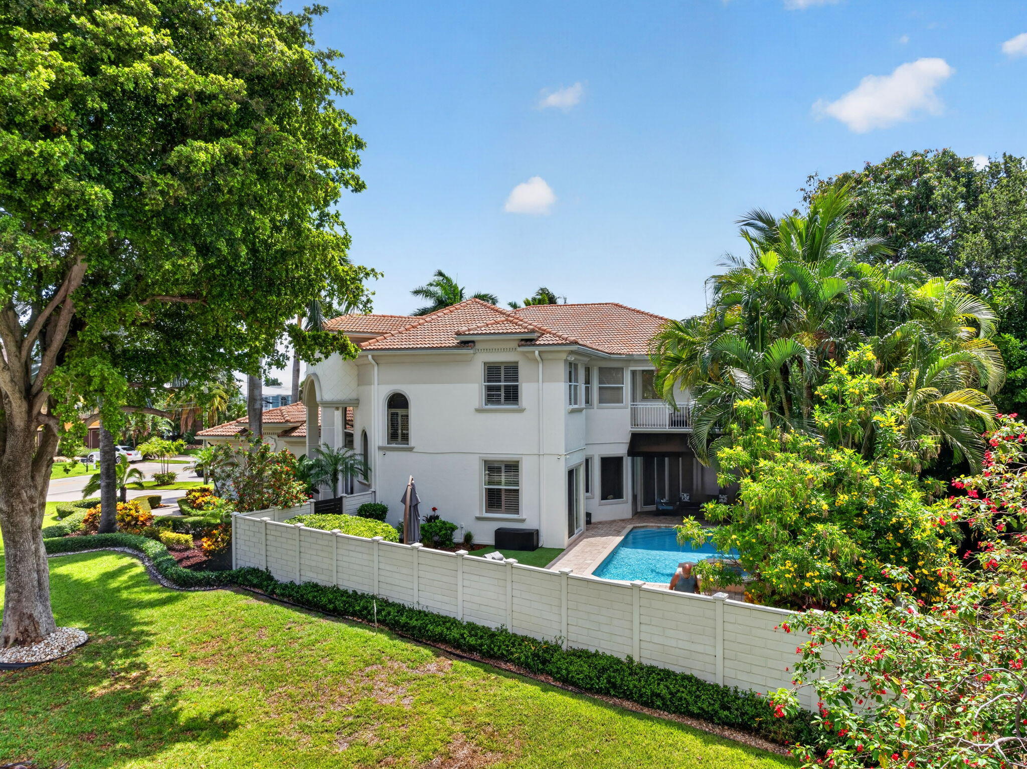 LIGHTHOUSE POINT 3RD SEC - Residential