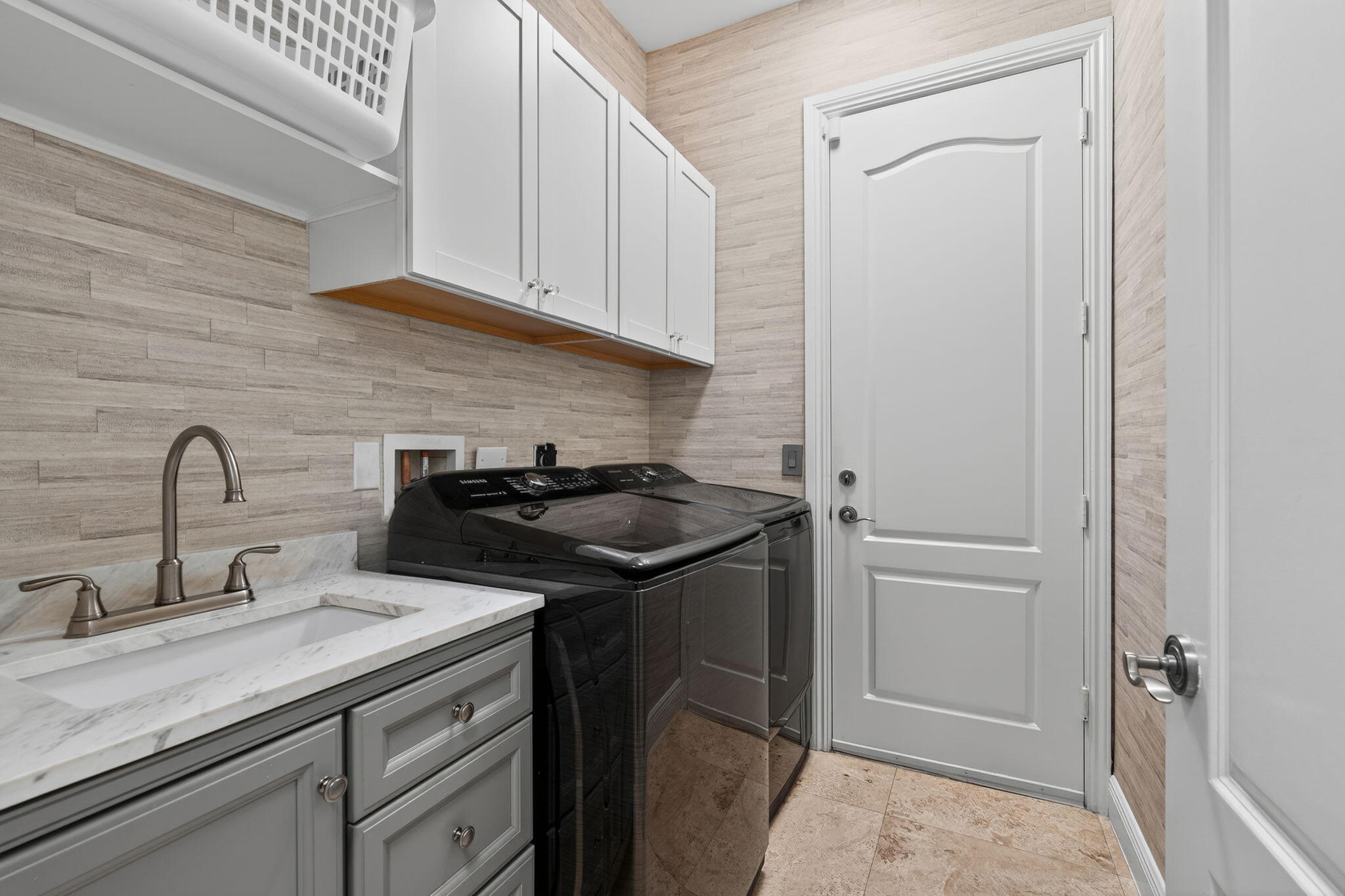 LIGHTHOUSE POINT 3RD SEC - Residential