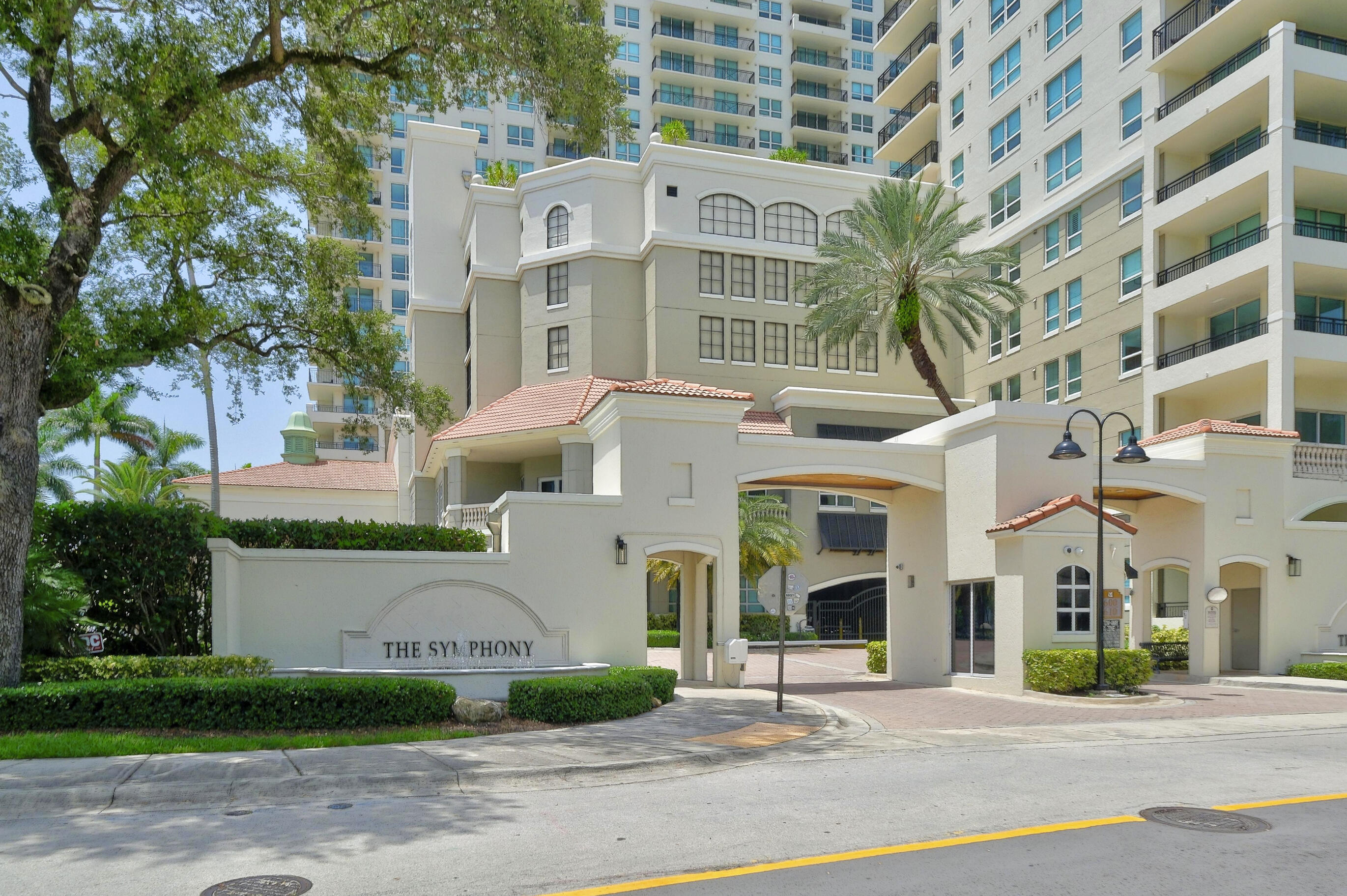 SYMPHONY NORTH CONDO - Residential