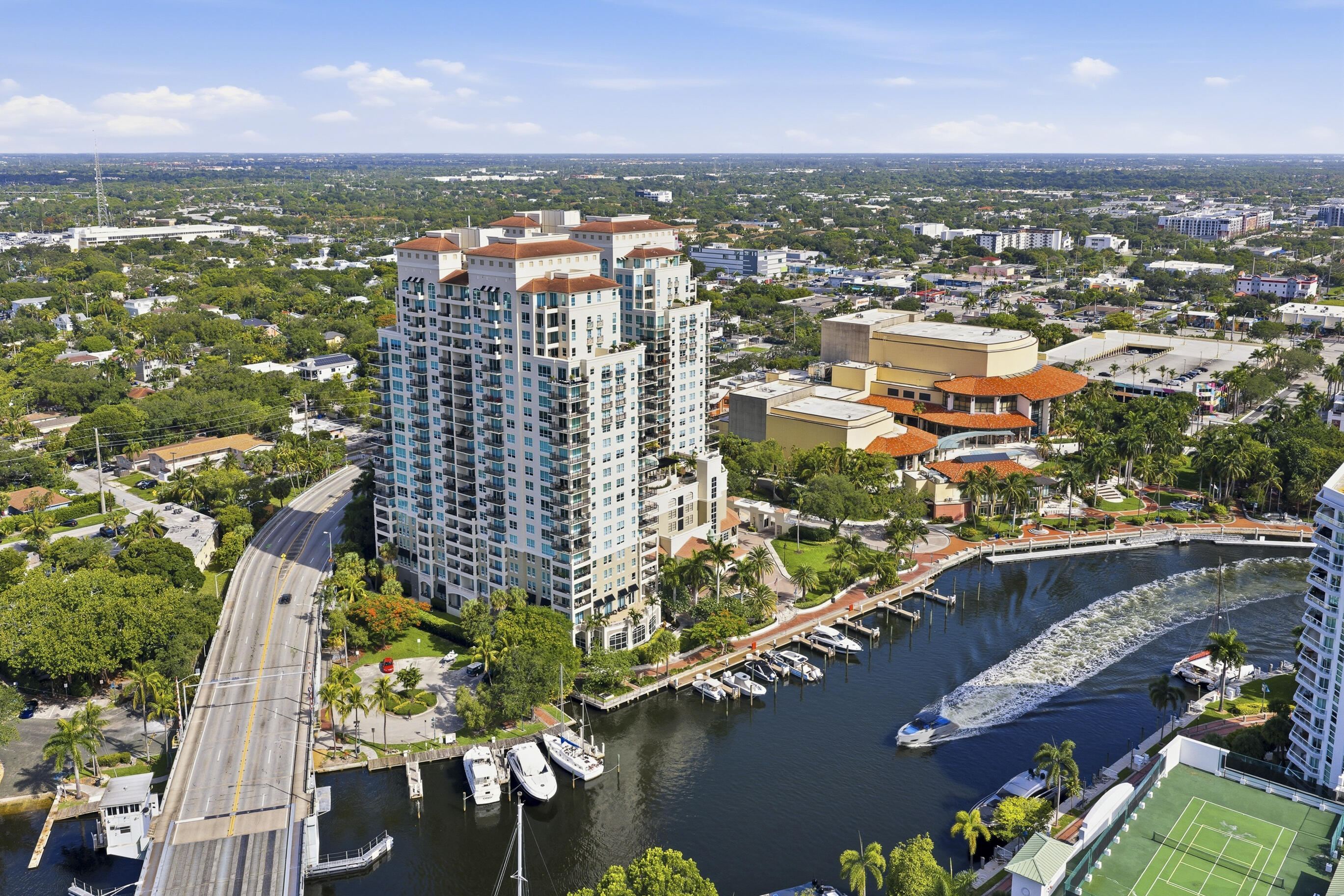 SYMPHONY NORTH CONDO - Residential