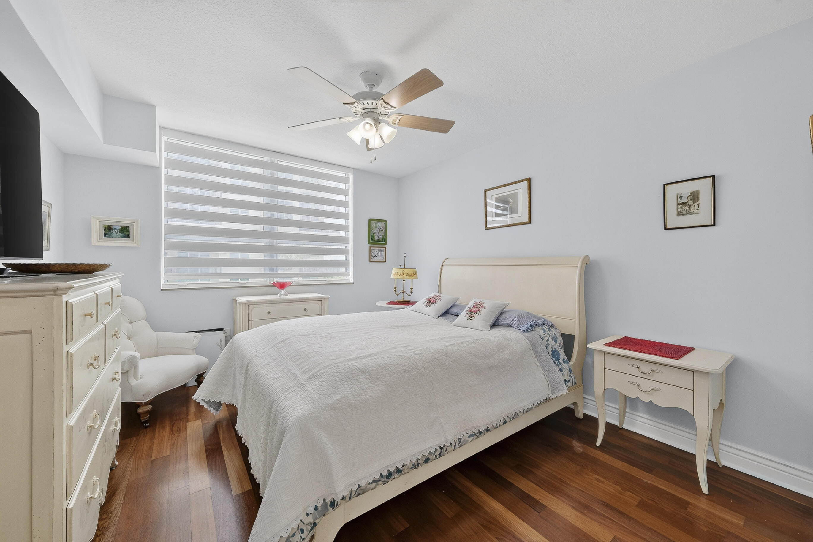 SYMPHONY NORTH CONDO - Residential