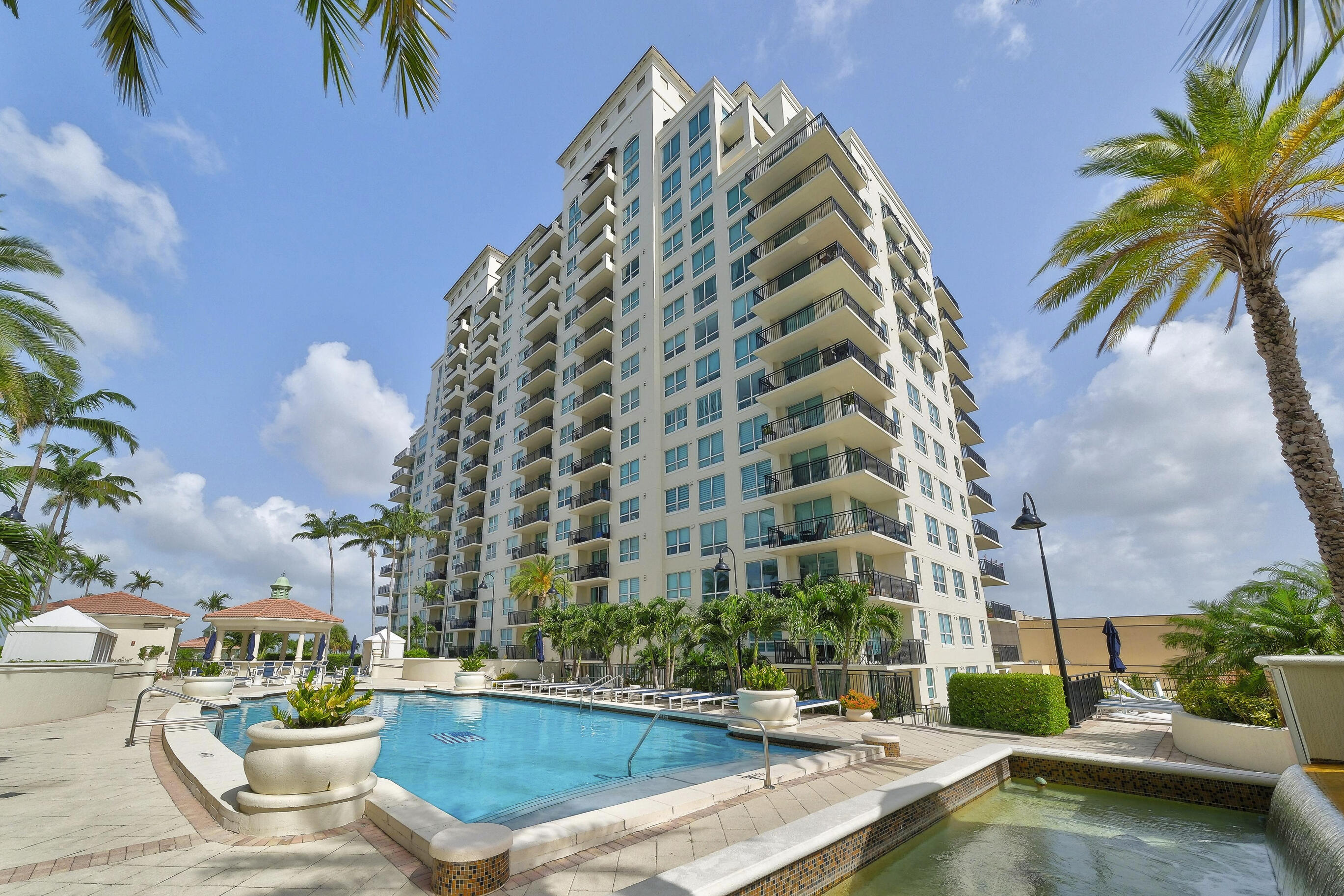 SYMPHONY NORTH CONDO - Residential