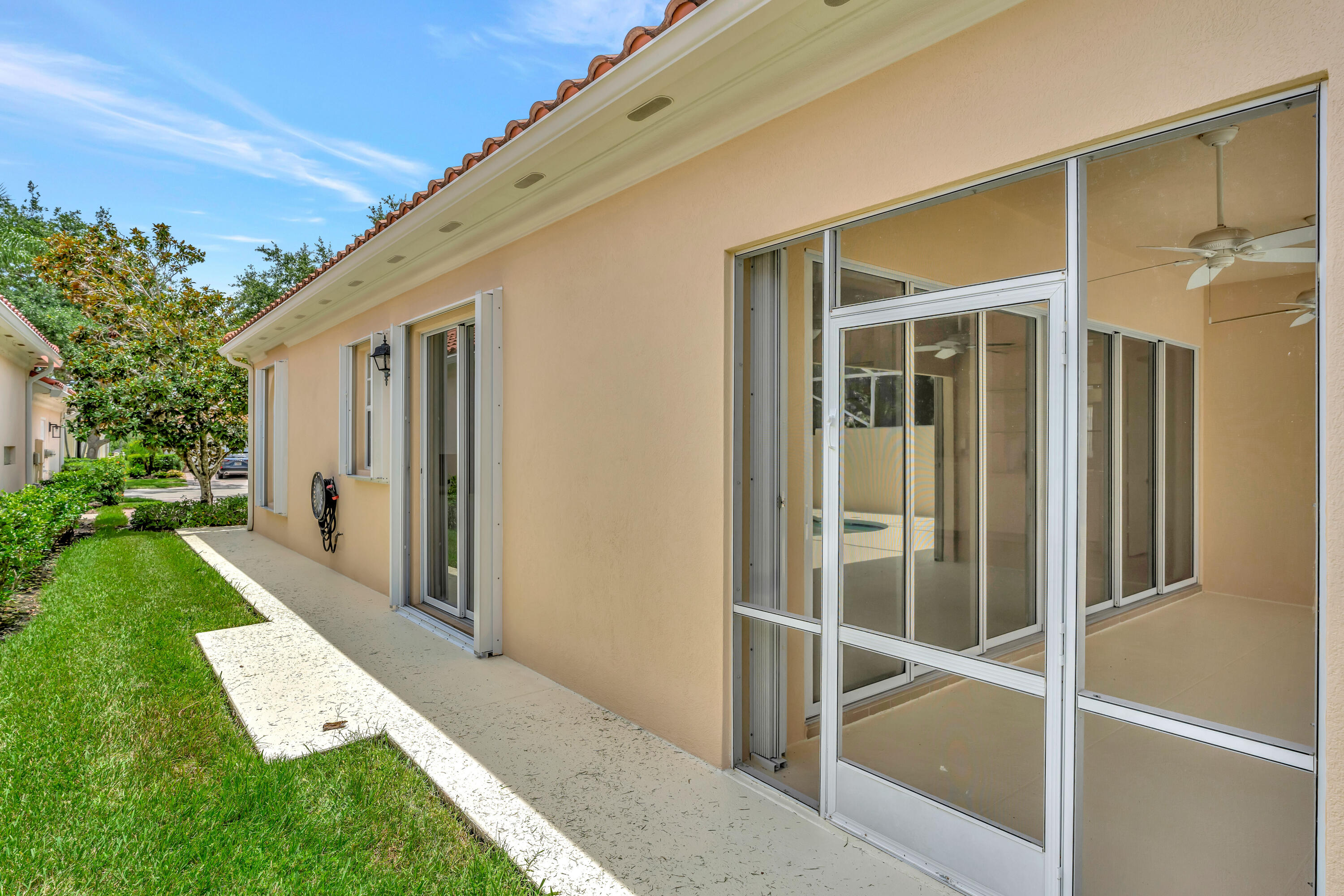 THE RETREAT - Residential