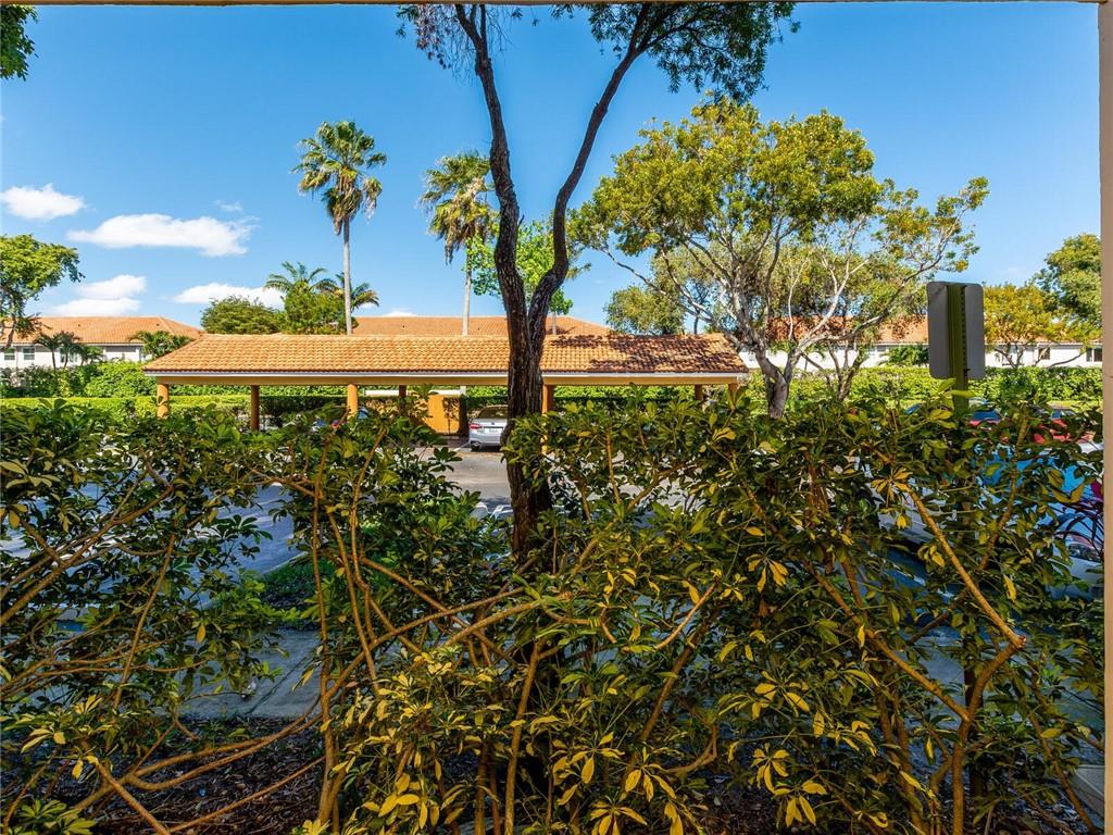 Yacht Club on the Intra - Residential