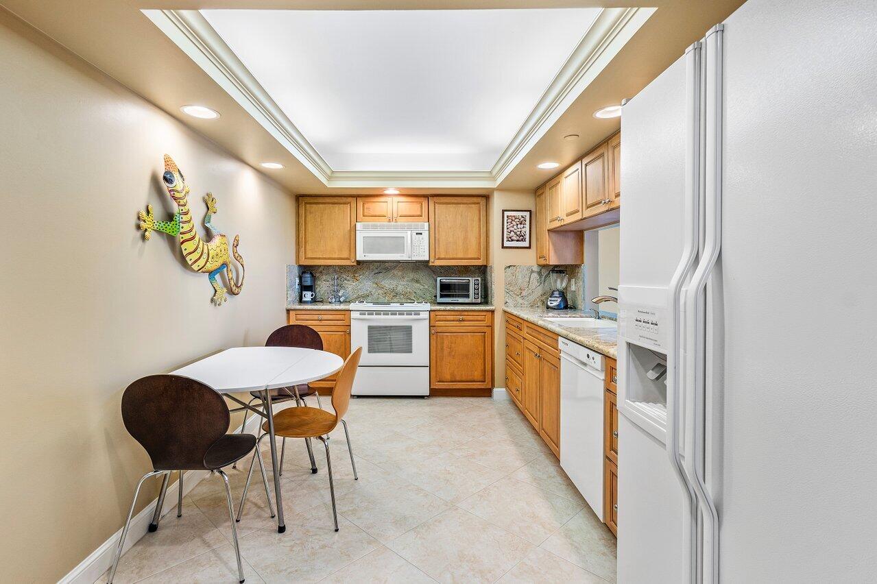 BRAEMAR ISLE CONDO - Residential