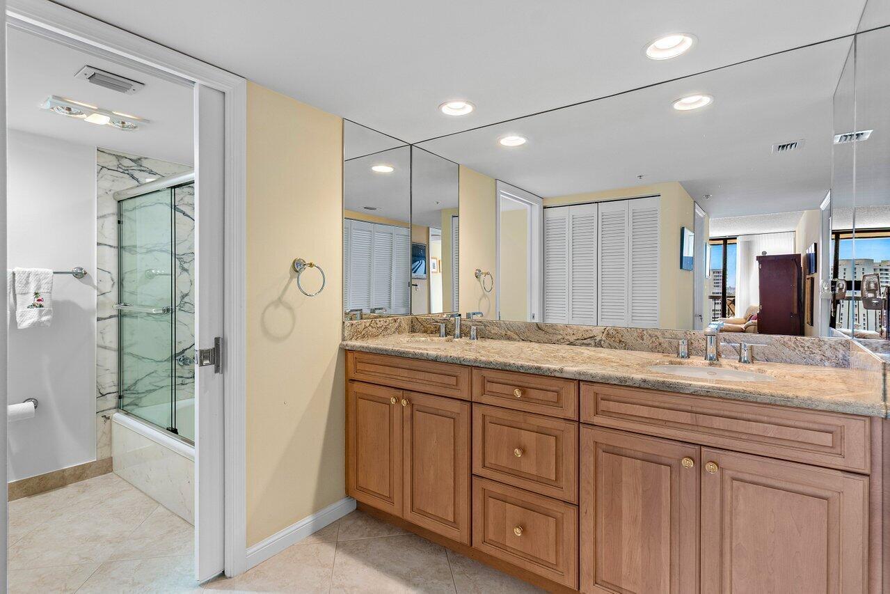 BRAEMAR ISLE CONDO - Residential