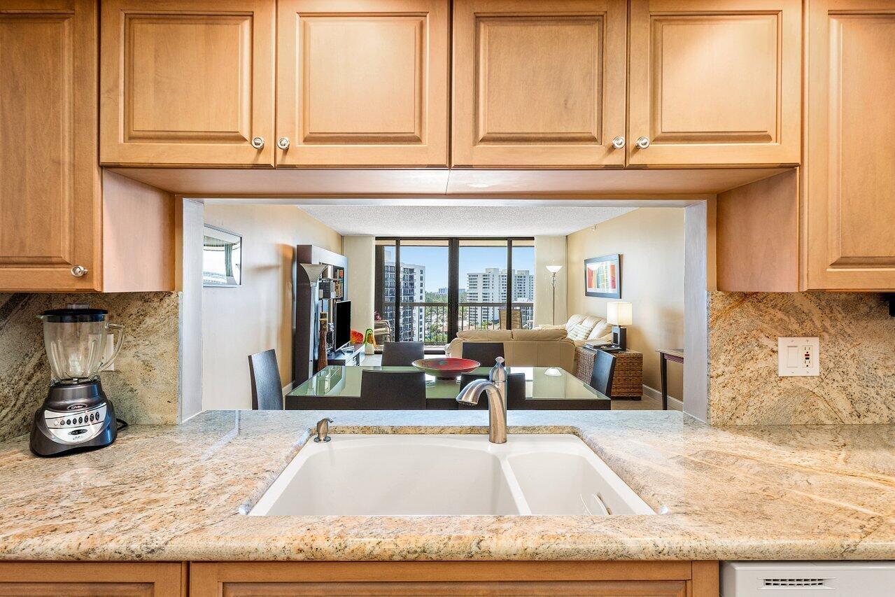 BRAEMAR ISLE CONDO - Residential