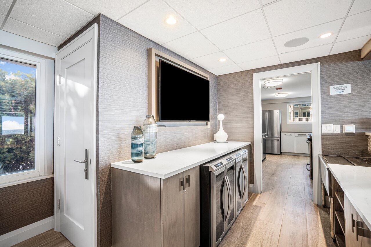 BRAEMAR ISLE CONDO - Residential