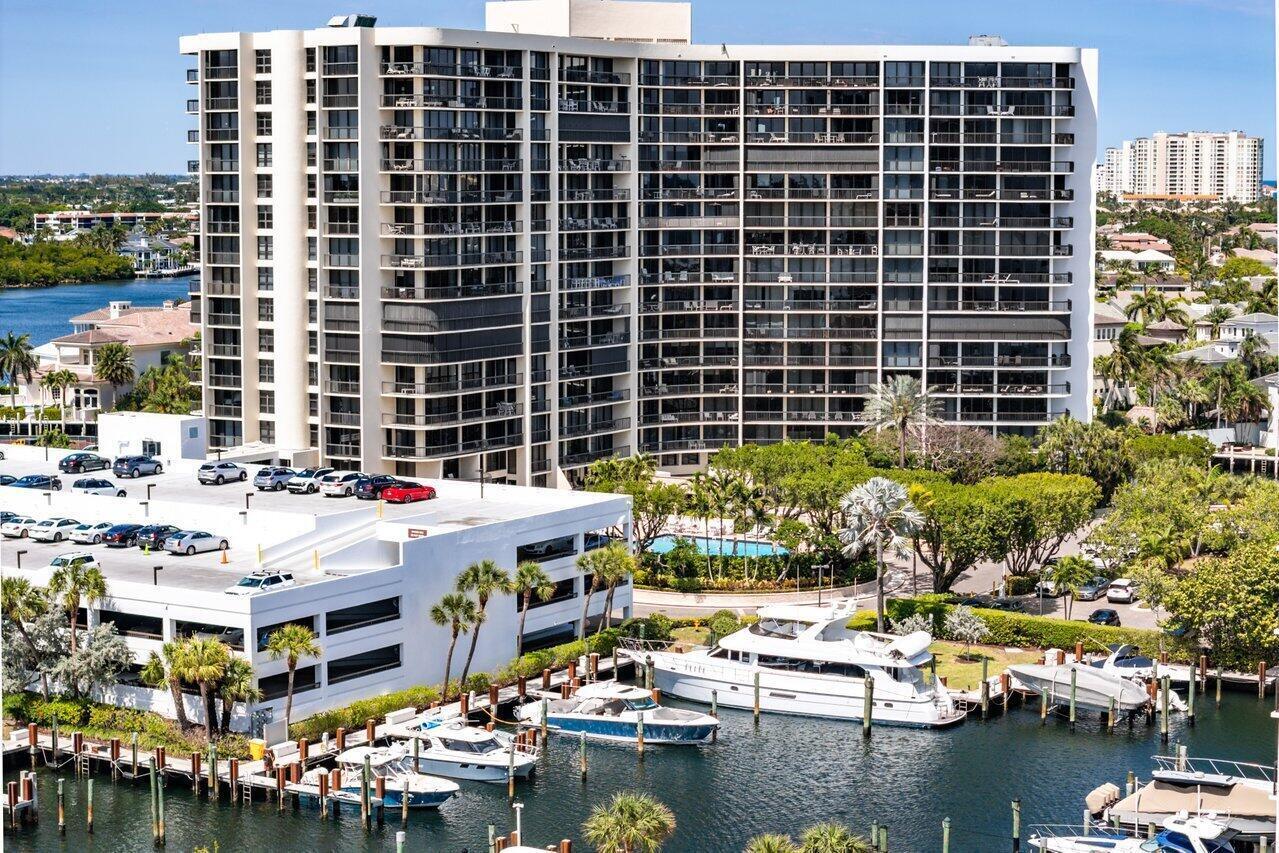 BRAEMAR ISLE CONDO - Residential