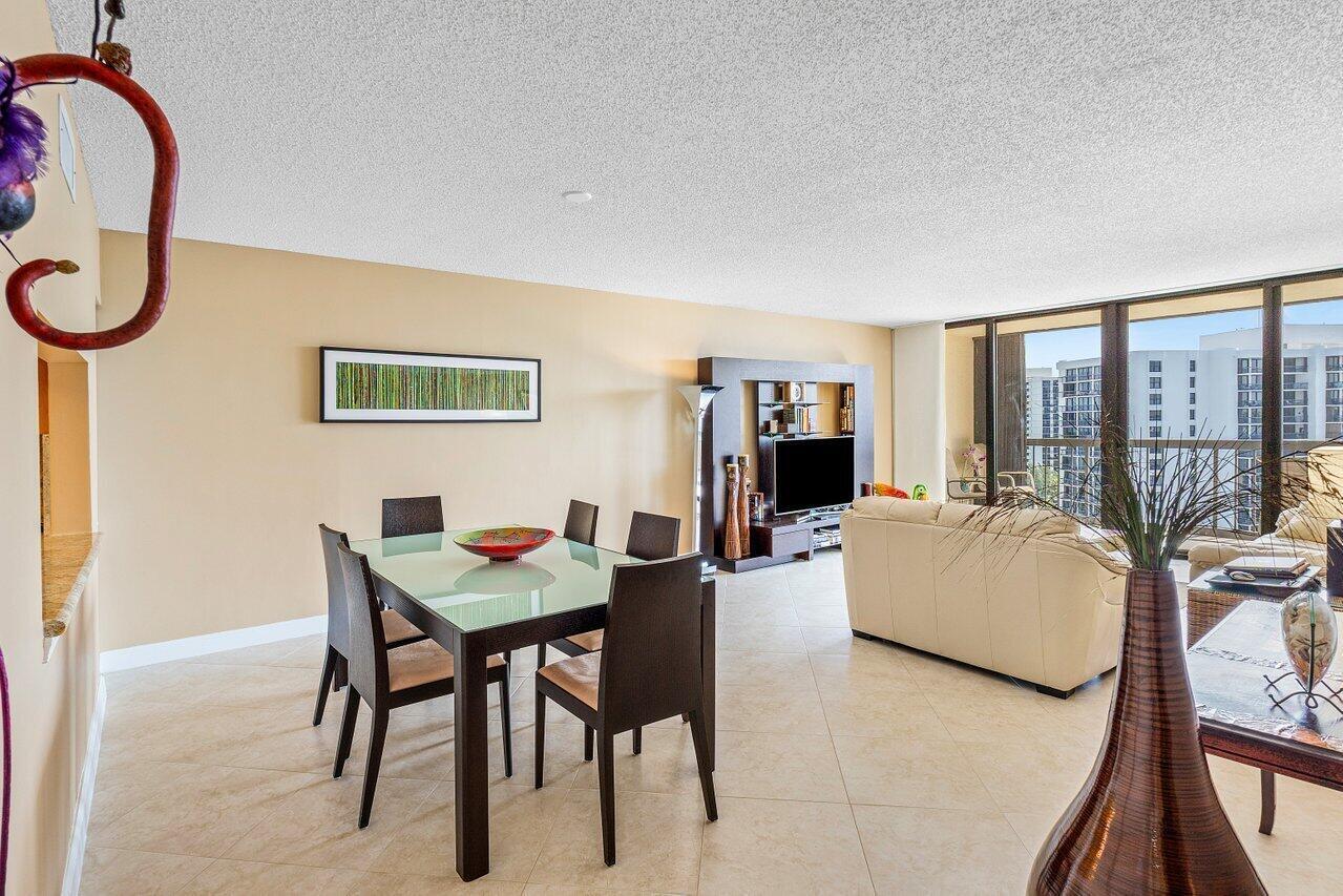 BRAEMAR ISLE CONDO - Residential