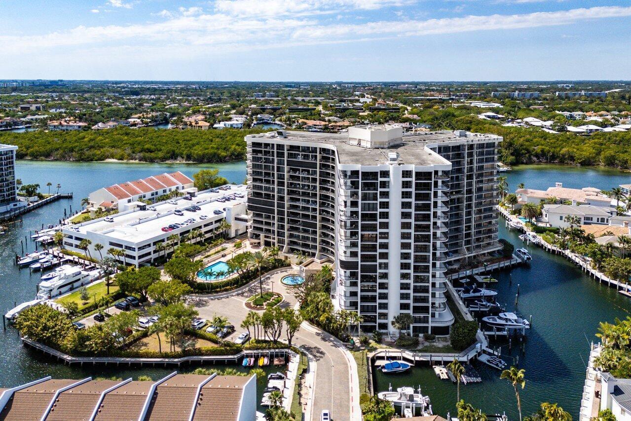 BRAEMAR ISLE CONDO - Residential