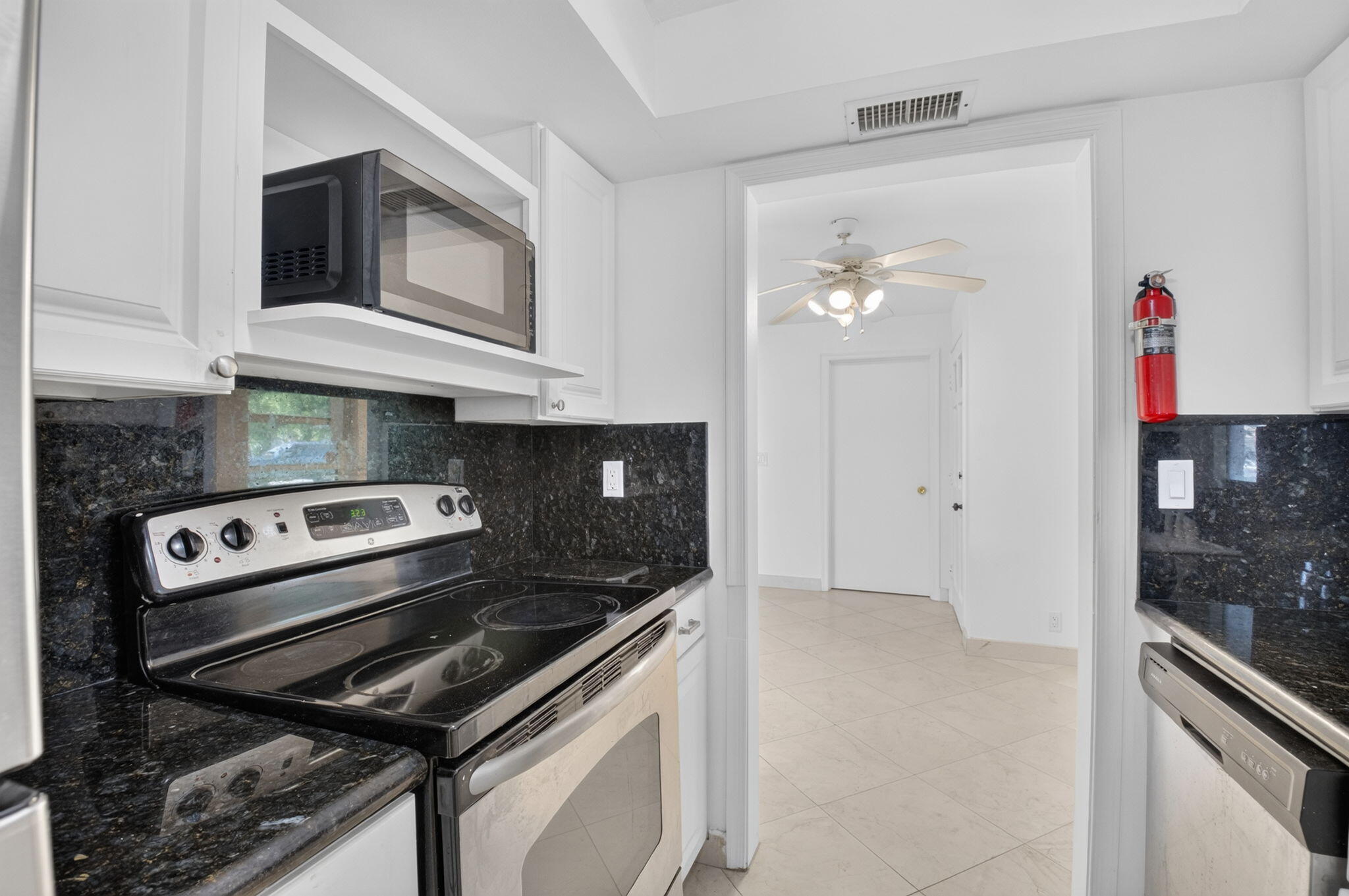 KNOB HILL SUB - Residential Lease