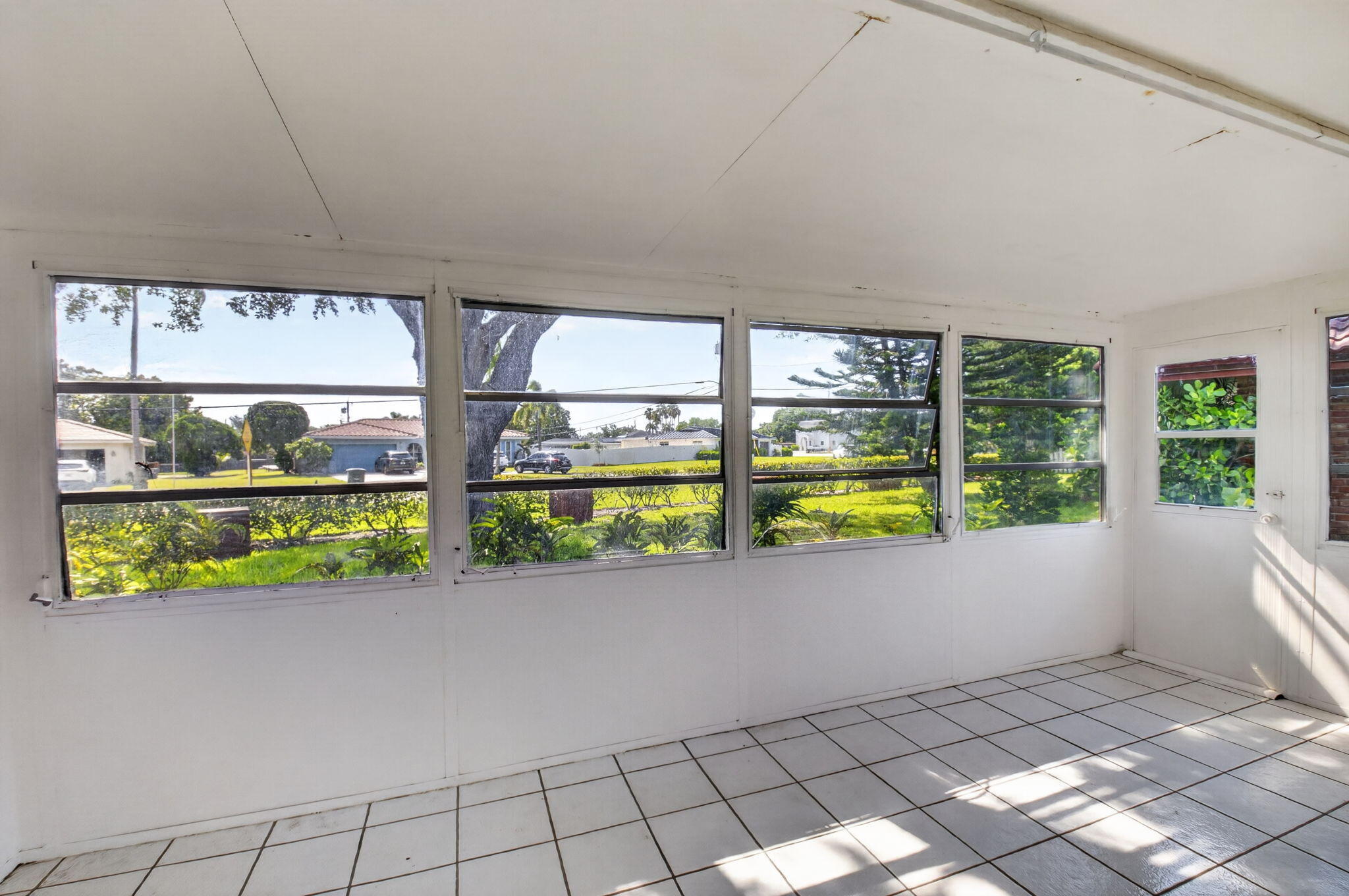 KNOB HILL SUB - Residential Lease