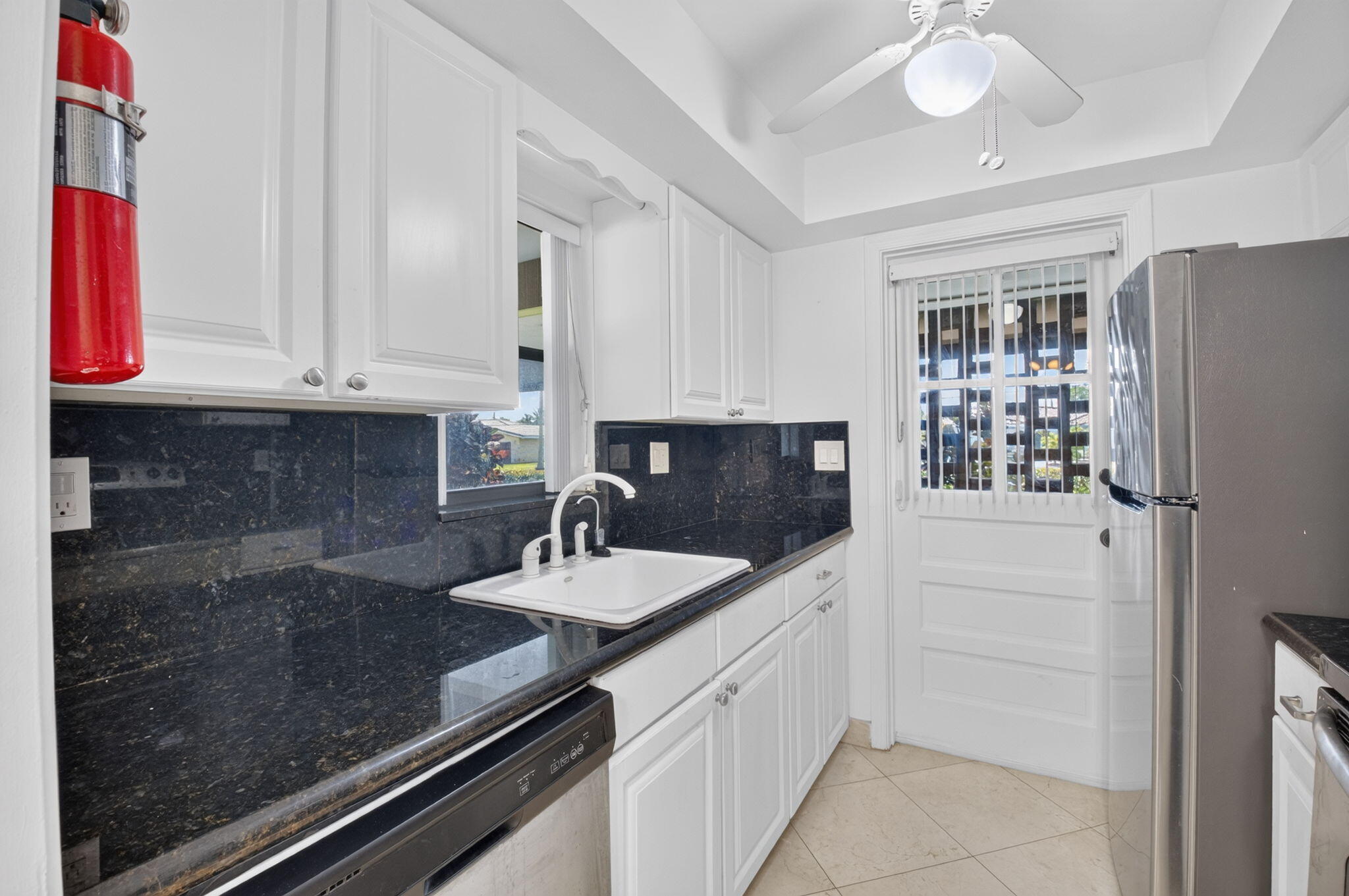 KNOB HILL SUB - Residential Lease