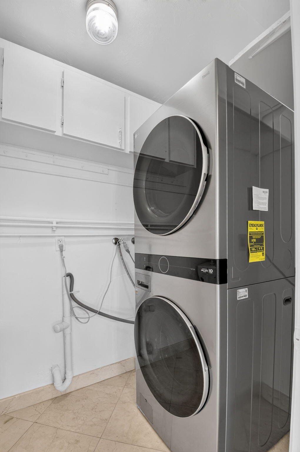 KNOB HILL SUB - Residential Lease