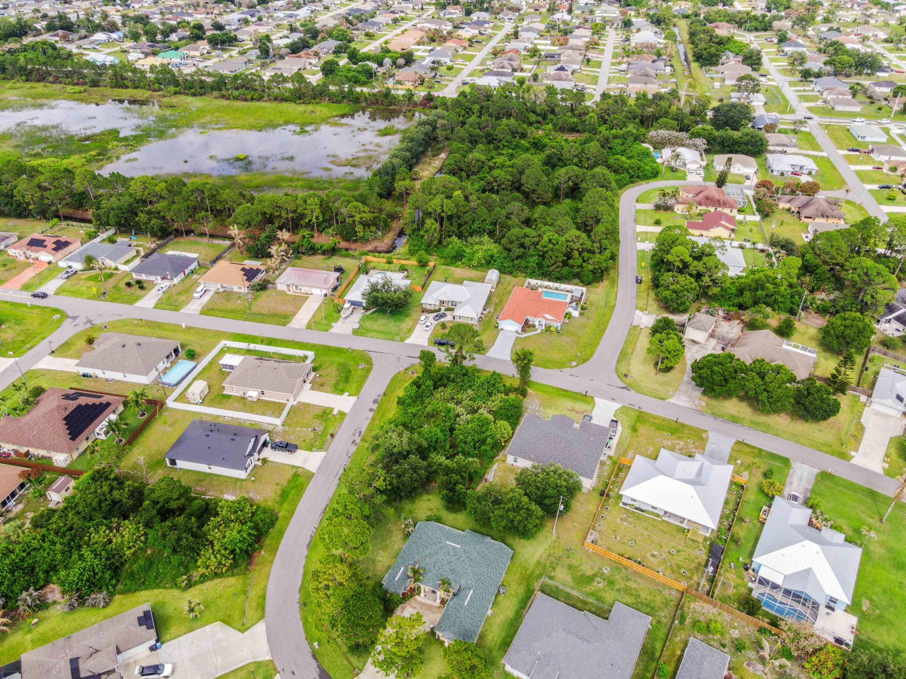 PORT ST LUCIE - Land
