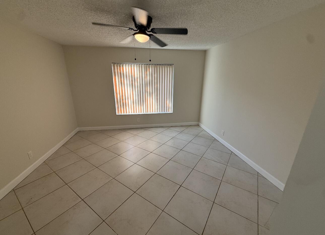 HIGHLAND PINES 2 - Residential Lease