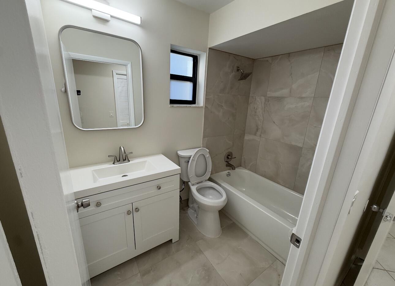 HIGHLAND PINES 2 - Residential Lease