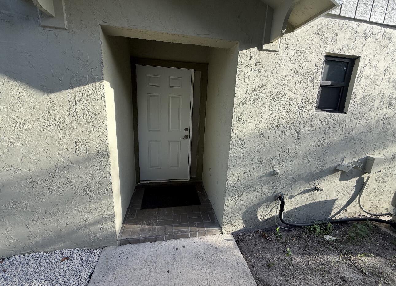 HIGHLAND PINES 2 - Residential Lease