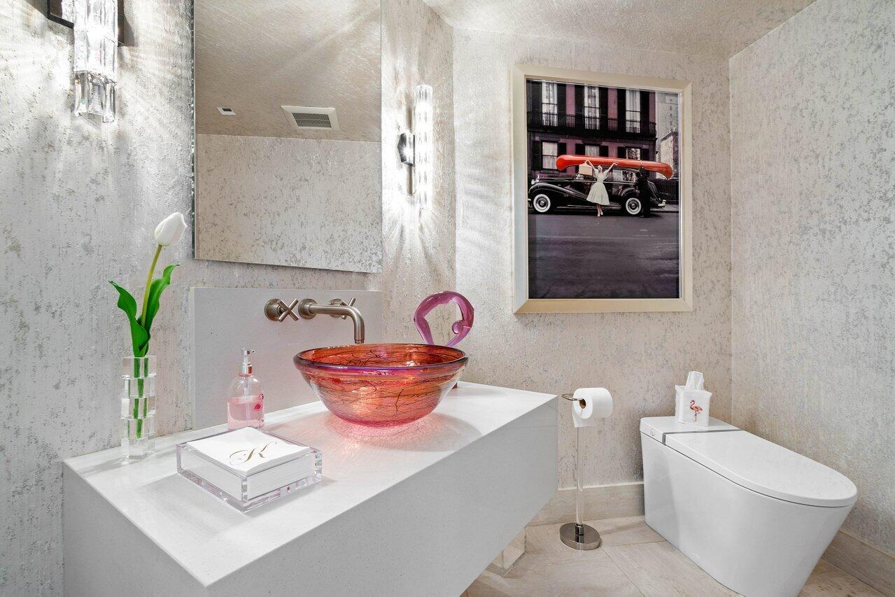 TWENTY SEVEN SEVENTY SOUTH OCEAN BLVD - Residential