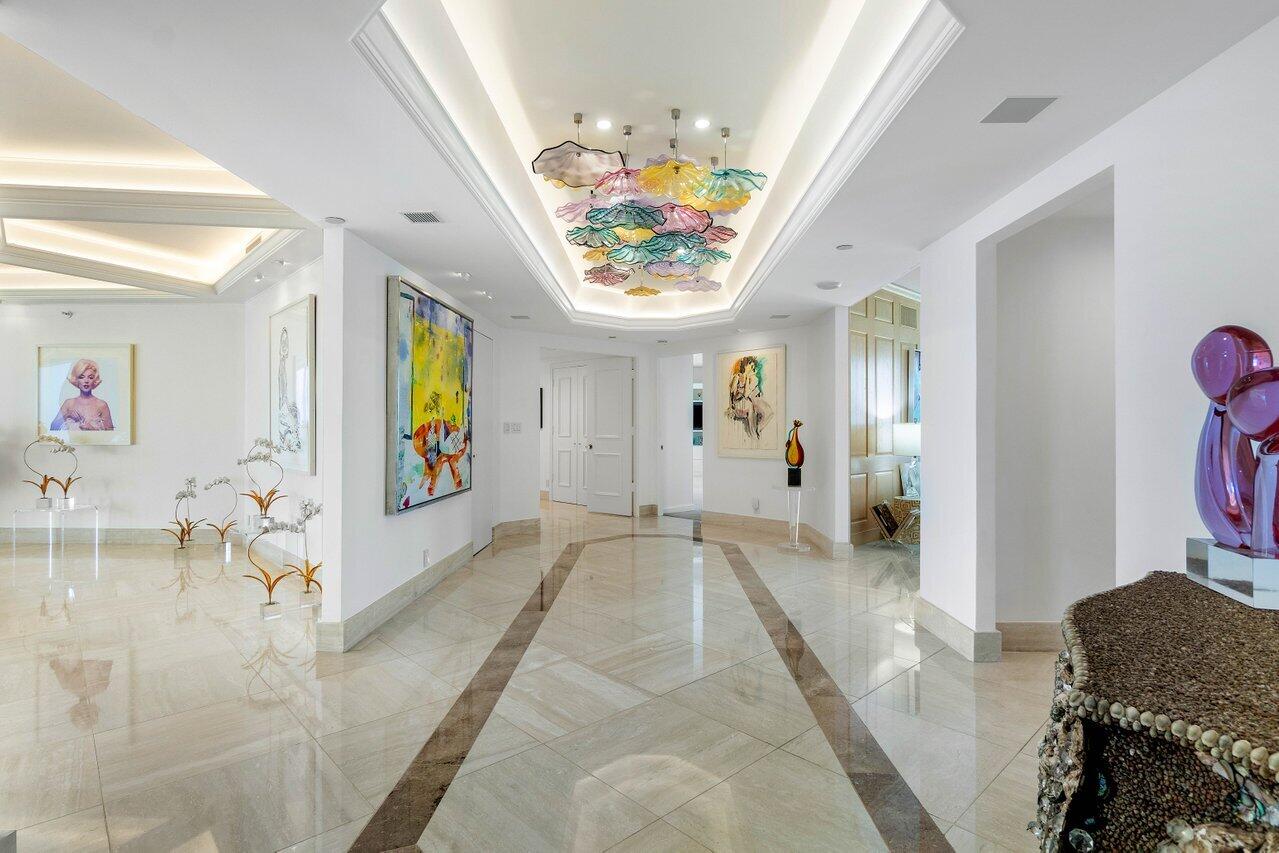 TWENTY SEVEN SEVENTY SOUTH OCEAN BLVD - Residential