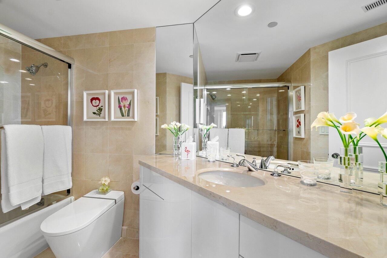 TWENTY SEVEN SEVENTY SOUTH OCEAN BLVD - Residential