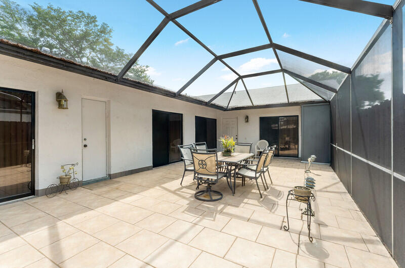 SUMMIT PINES UNIT - Residential